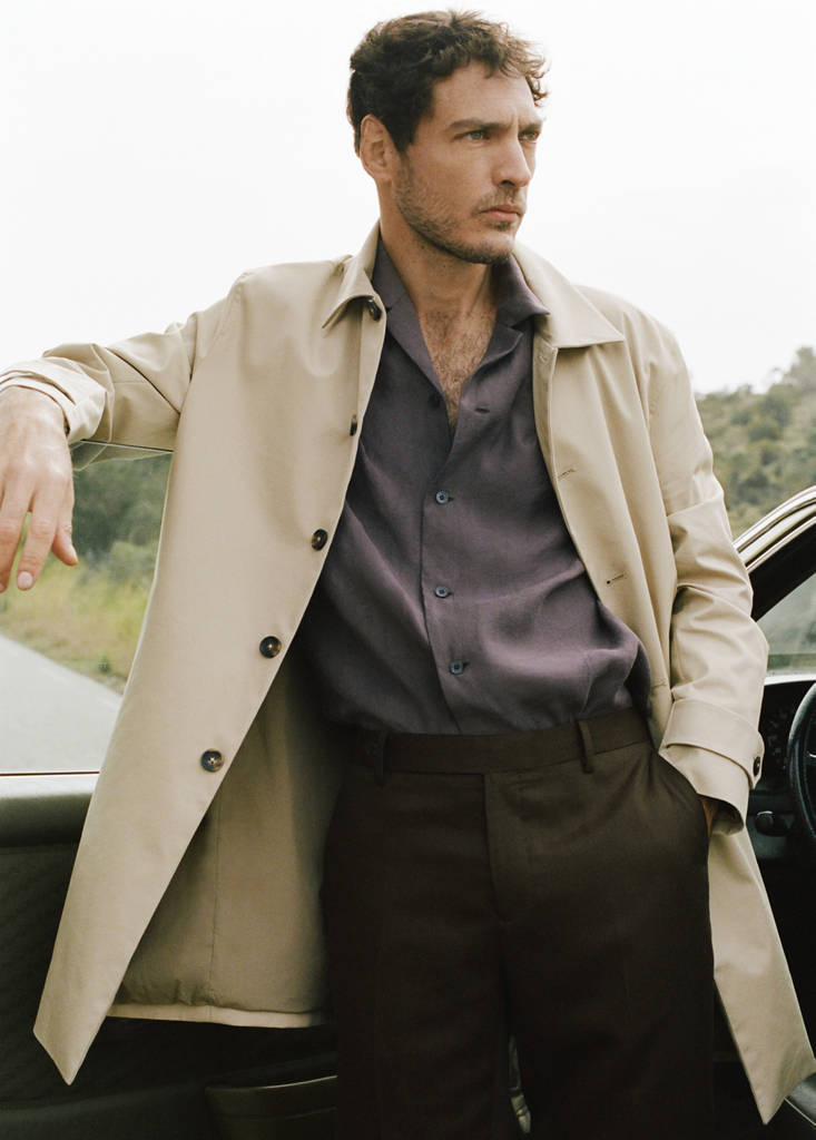 Water-repellent gabardine with pockets — Beige