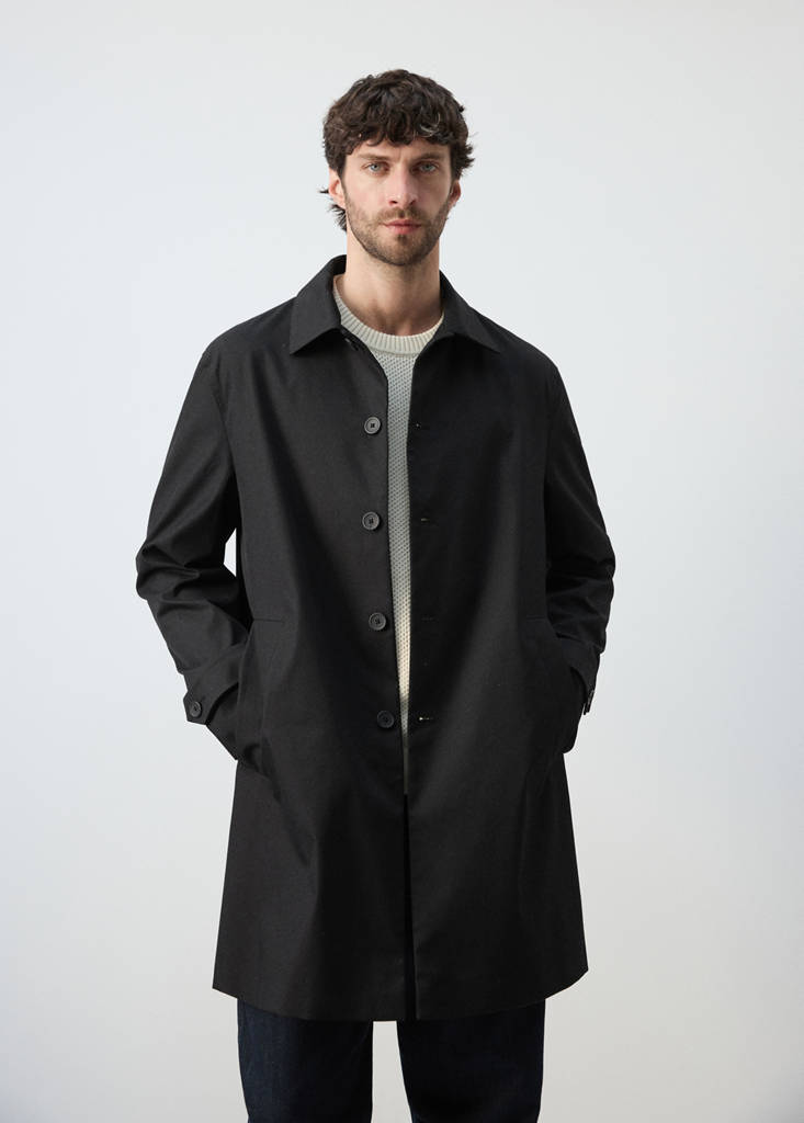 Water-repellent gabardine with pockets — Black