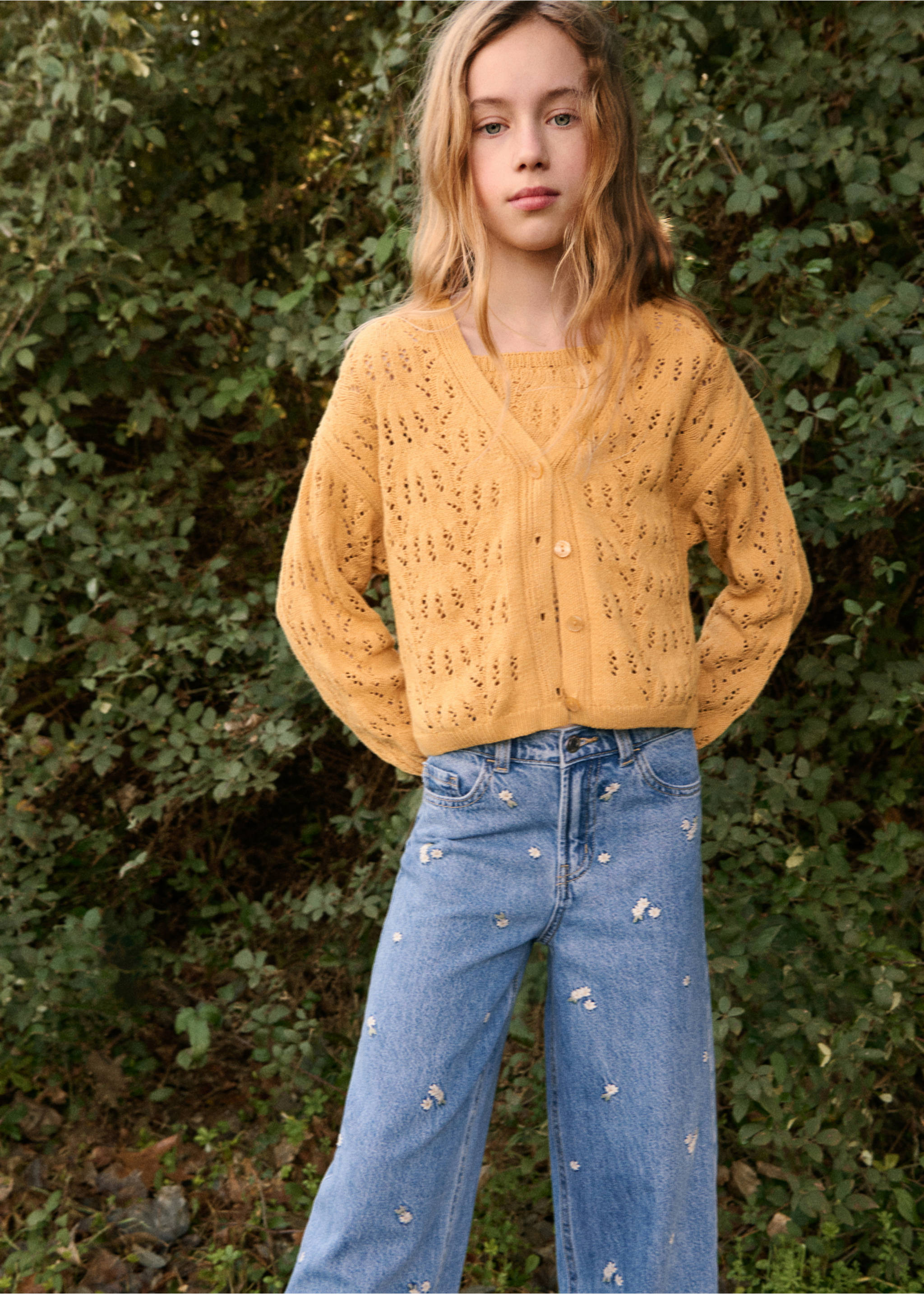 Openwork knit cardigan - Details of the article 5, Mustard. Ref: 27074423-00.