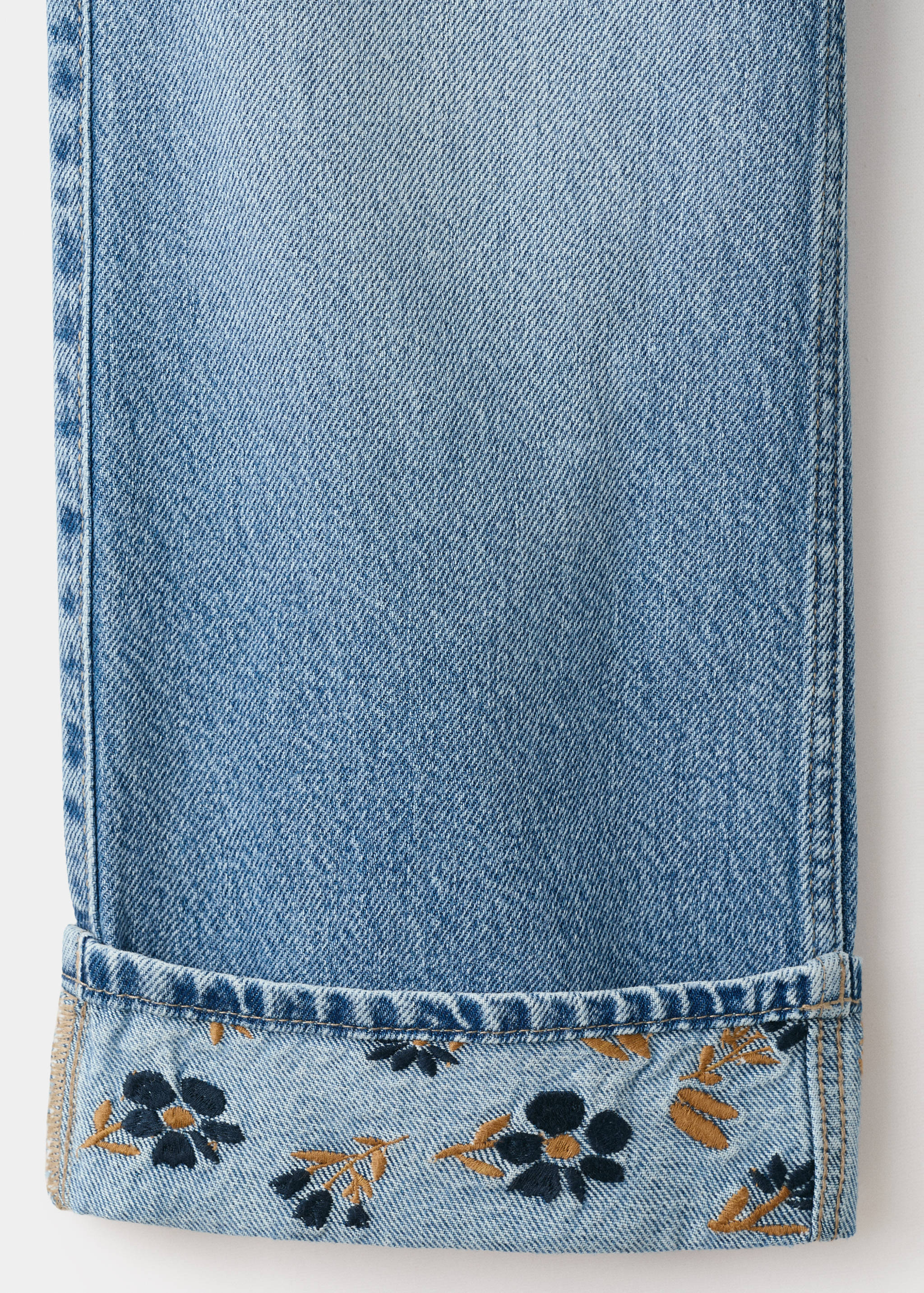Wide leg jeans with turn-up hem - Details of the article 8