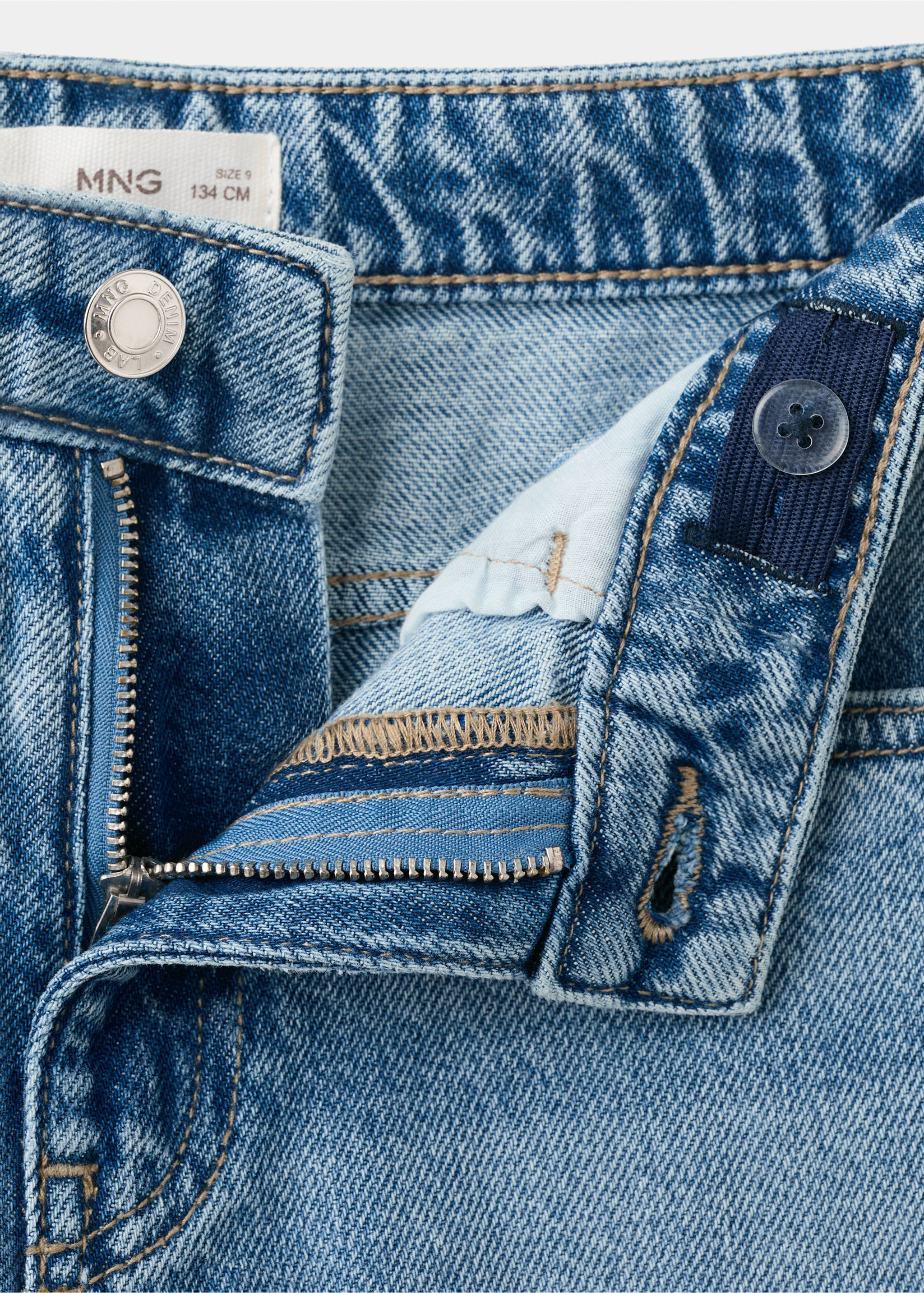 Wide leg jeans with turn-up hem - Details of the article 0, Medium Blue. Ref: 27074424-00.