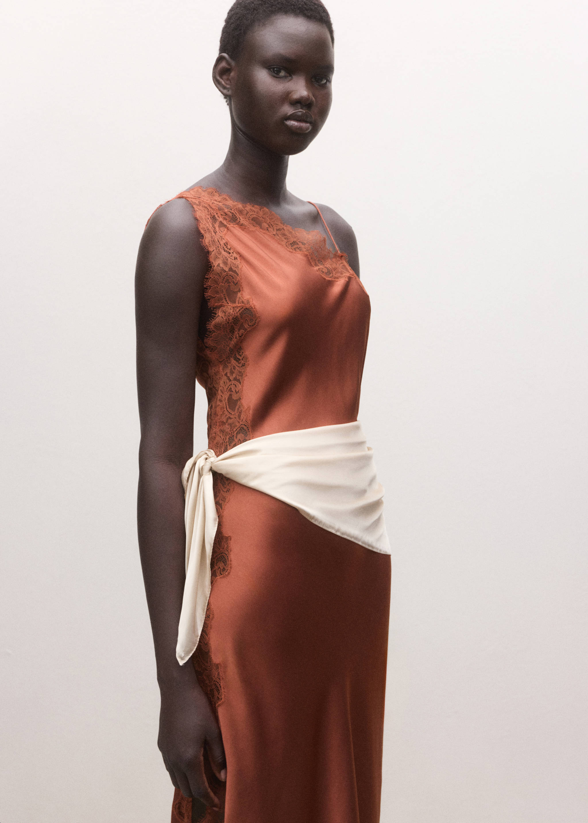 Square satin handkerchief - General plane