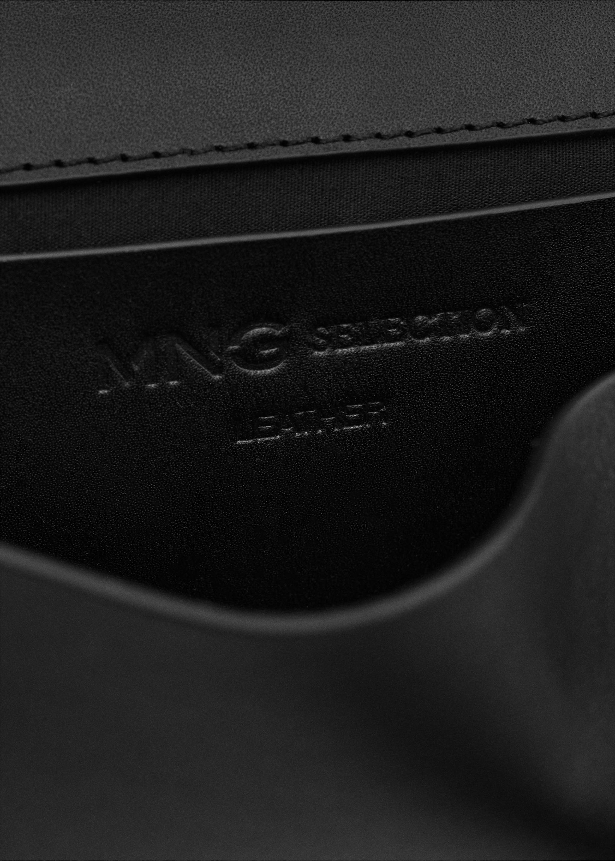 Ремень из 100% натуральной кожи со съемным кошельком - Деталь изделия 3, Черный. Ref: 27074443-00.