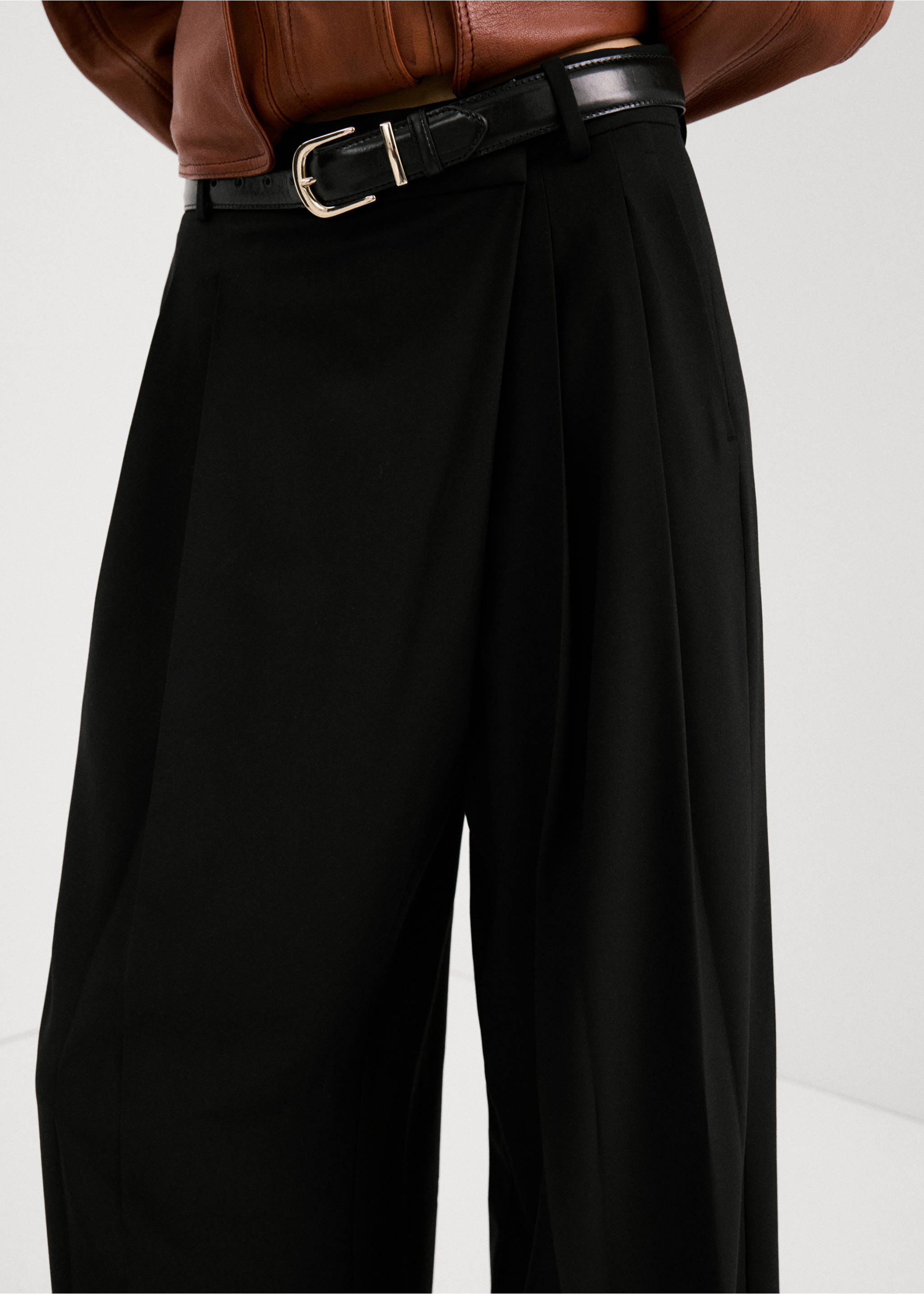 Pantalon croisé asymétrique - Détail de l'article 3, Noir. Ref: 27074444-00.