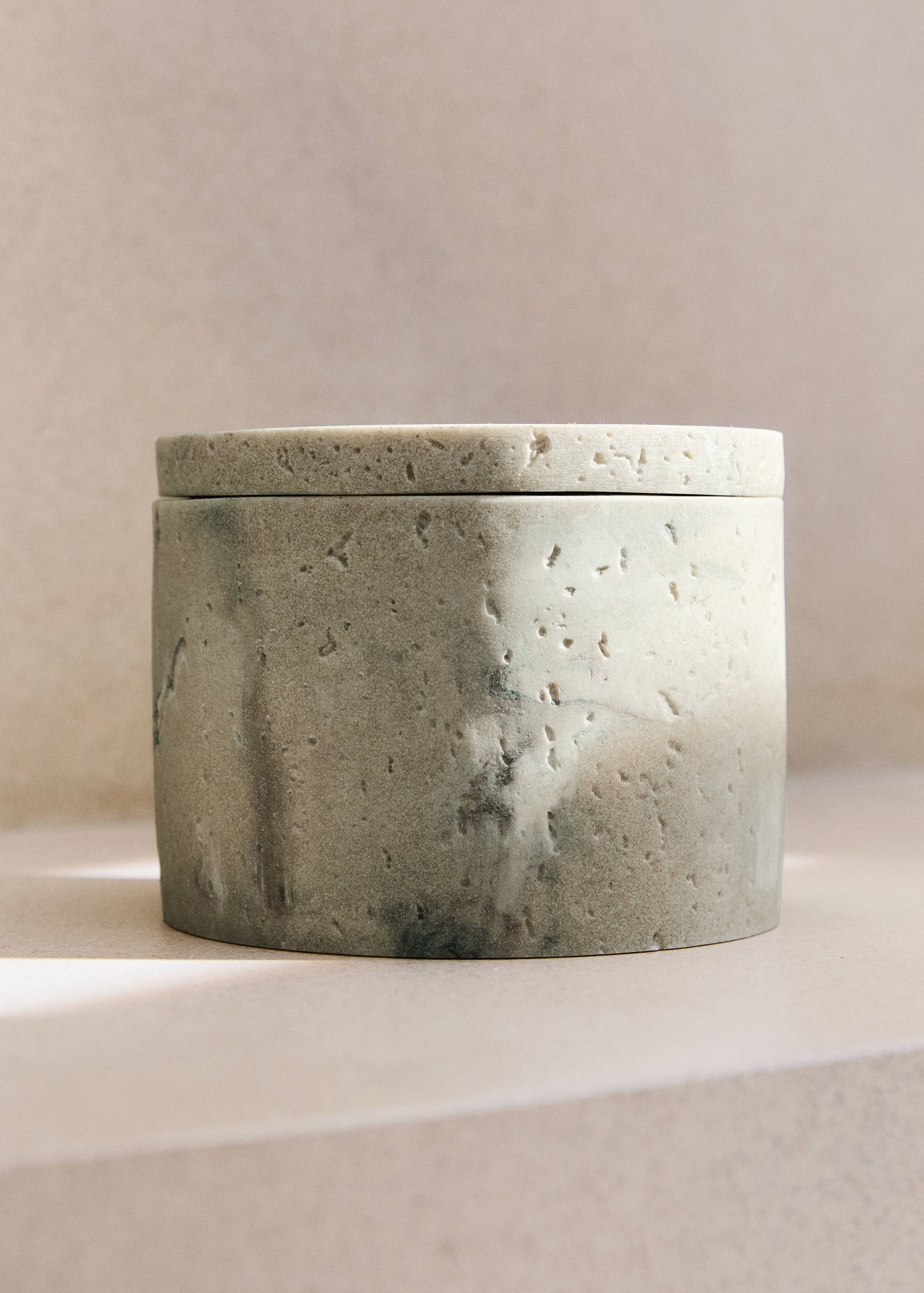 Medium resin bathroom container with marble effect - General plane