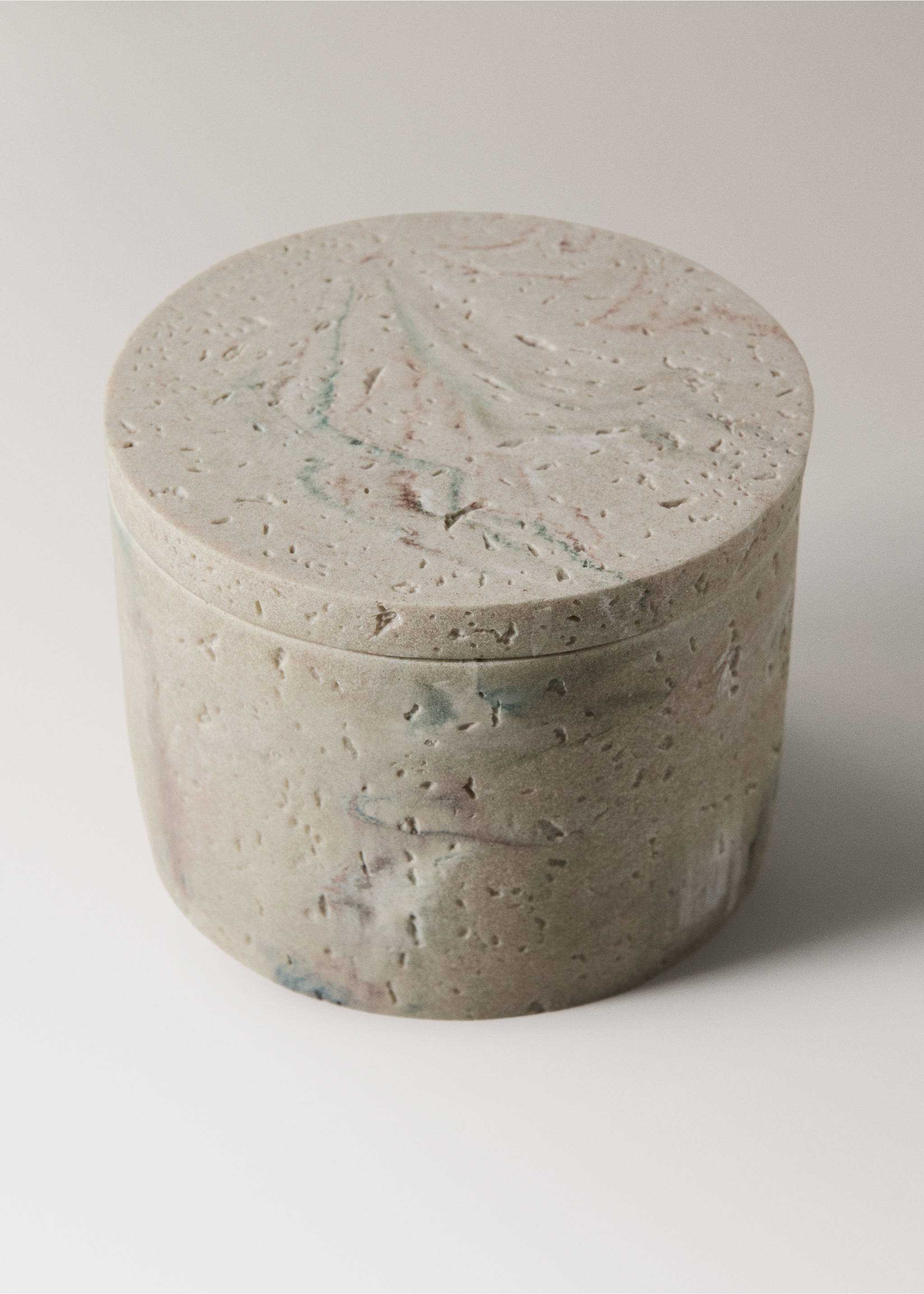 Medium resin bathroom container with marble effect - Details of the article 2, Sand. Ref: 27074445-00.