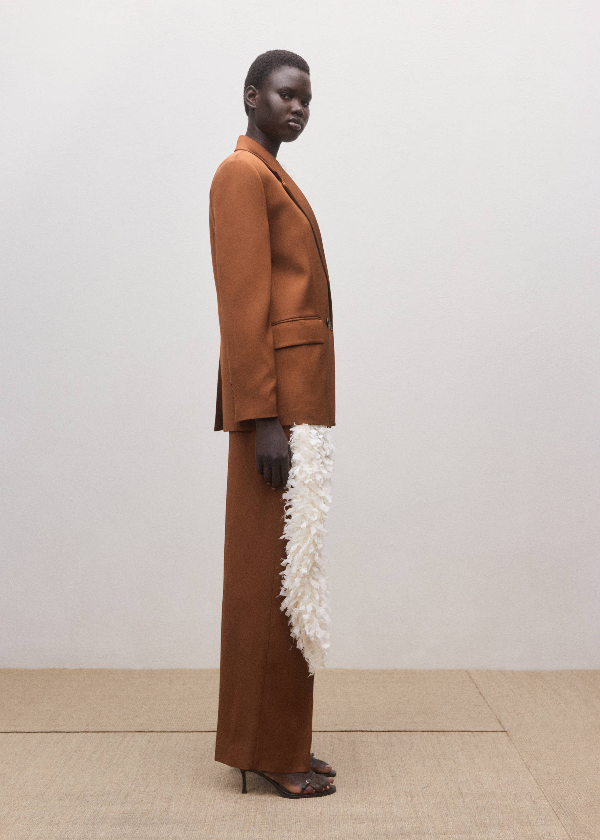 Double-breasted suit jacket - Details of the article 2, Cognac. Ref: 27074448-00.