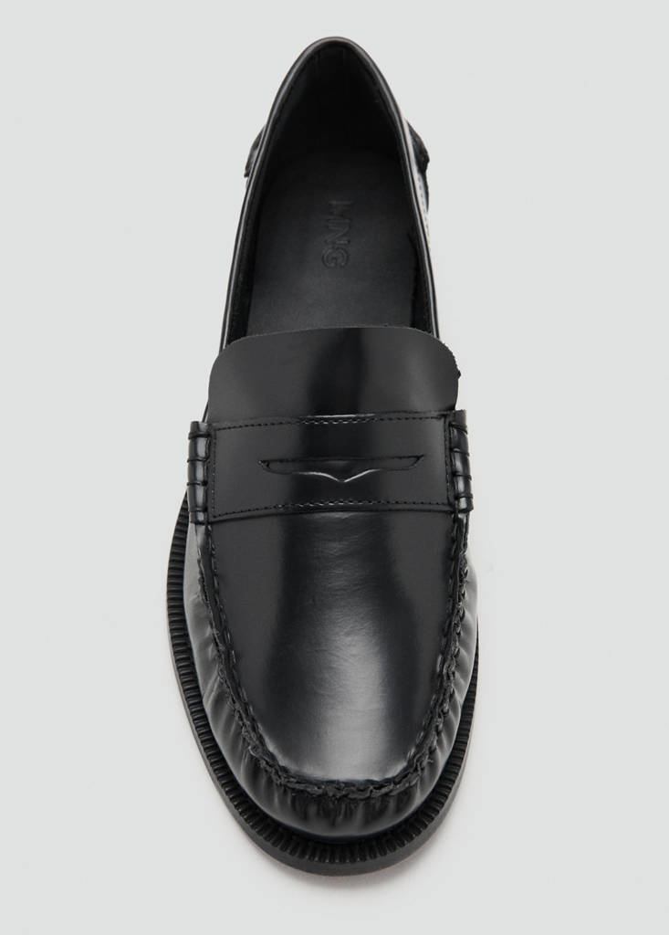 Leather loafers — Black