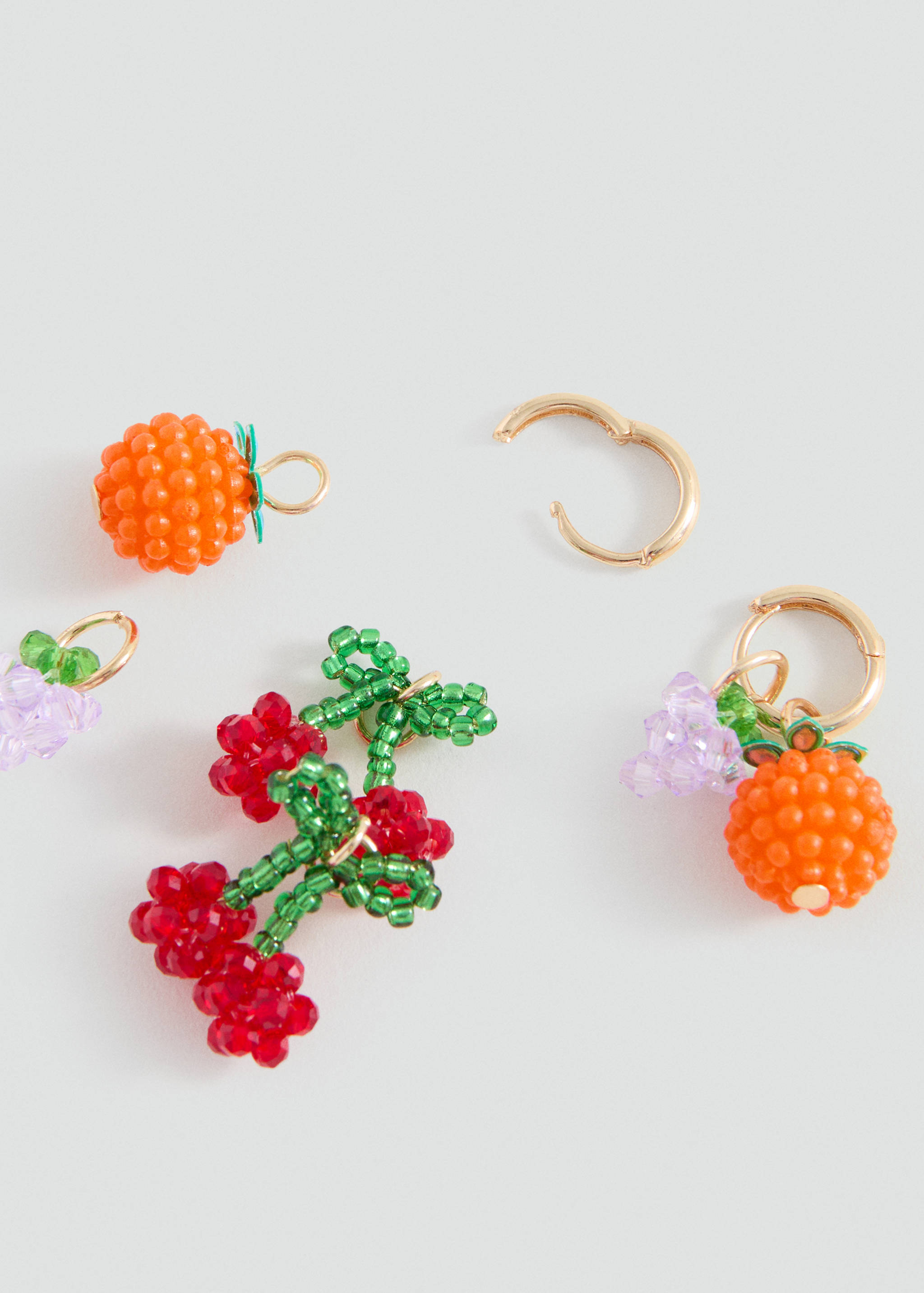 Lot 3 paires de boucles d’oreilles - Plan moyen