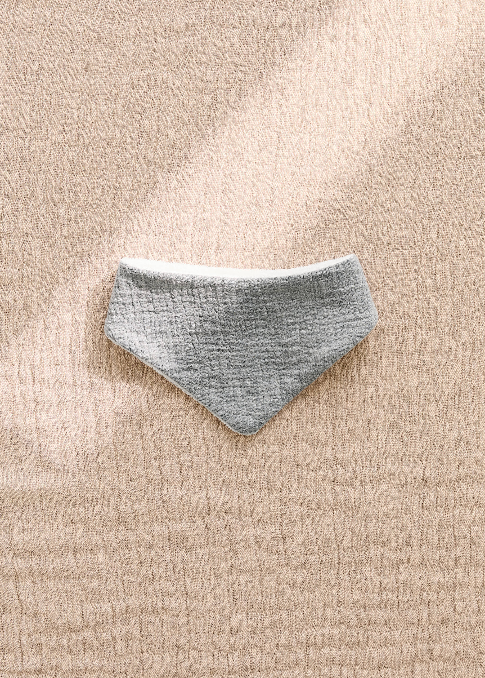 Cotton gauze bib - General plane