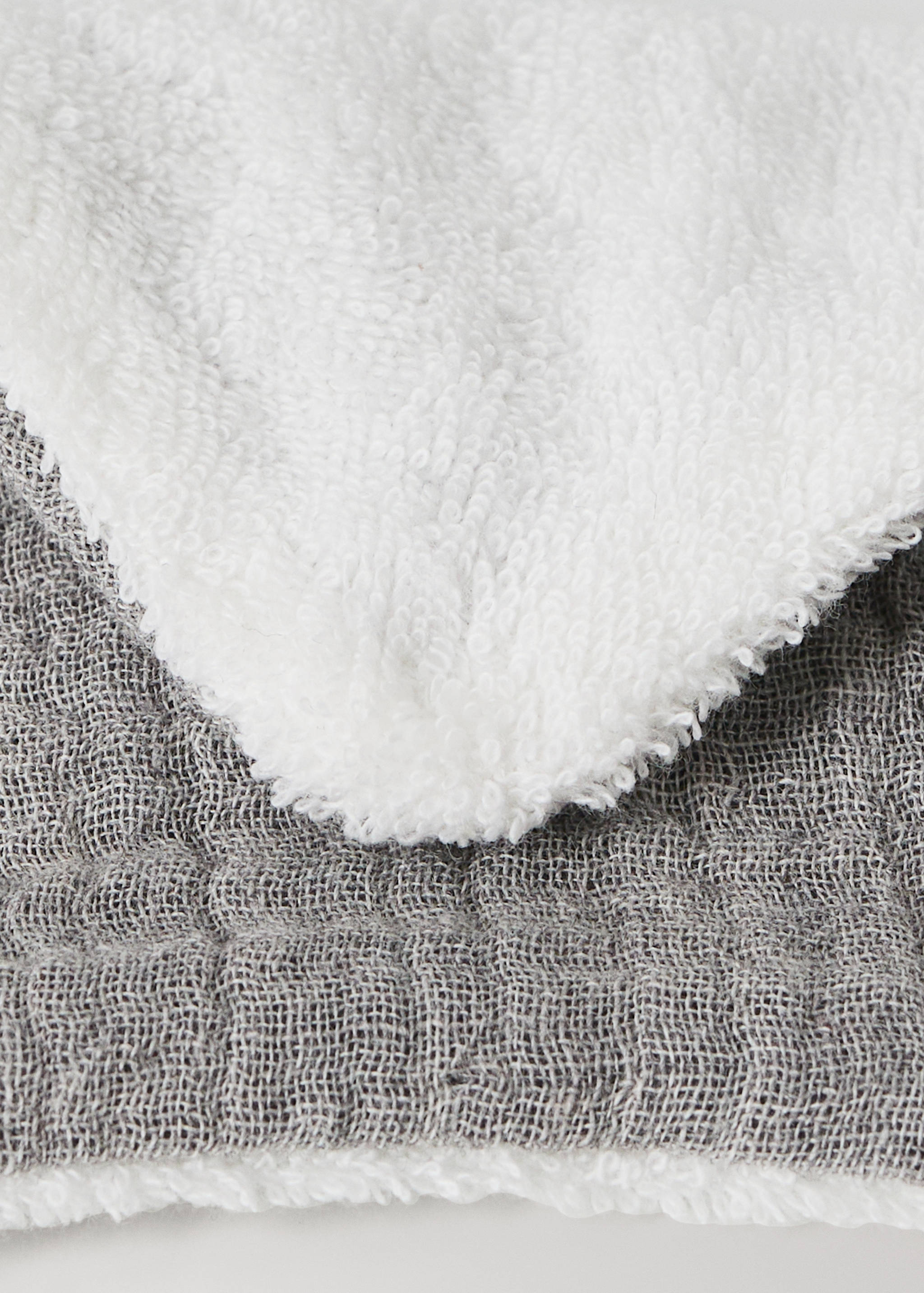 Cotton gauze bib - Details of the article 1