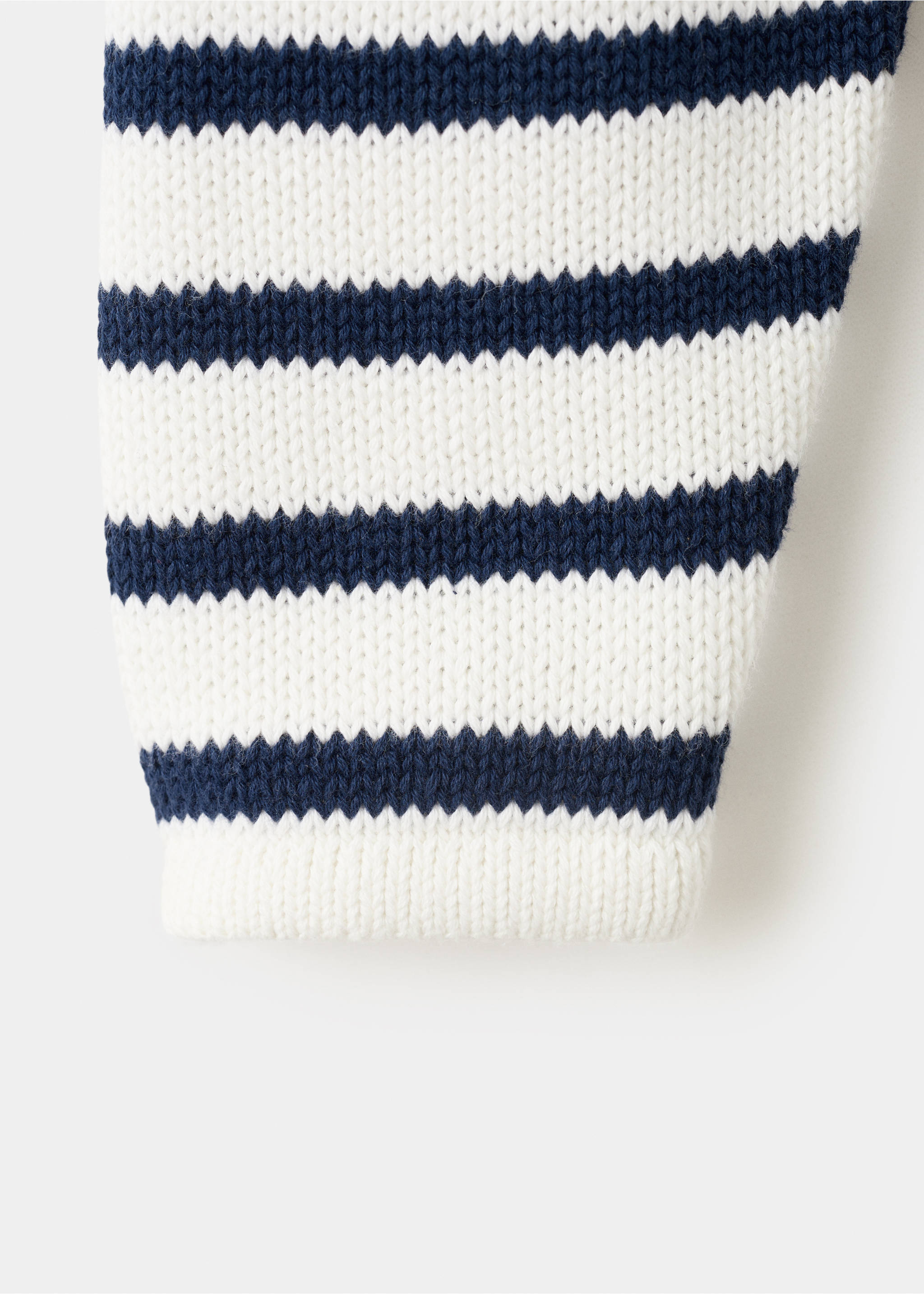 Crop striped sweater - Details of the article 8, Navy. Ref: 27075149-00.