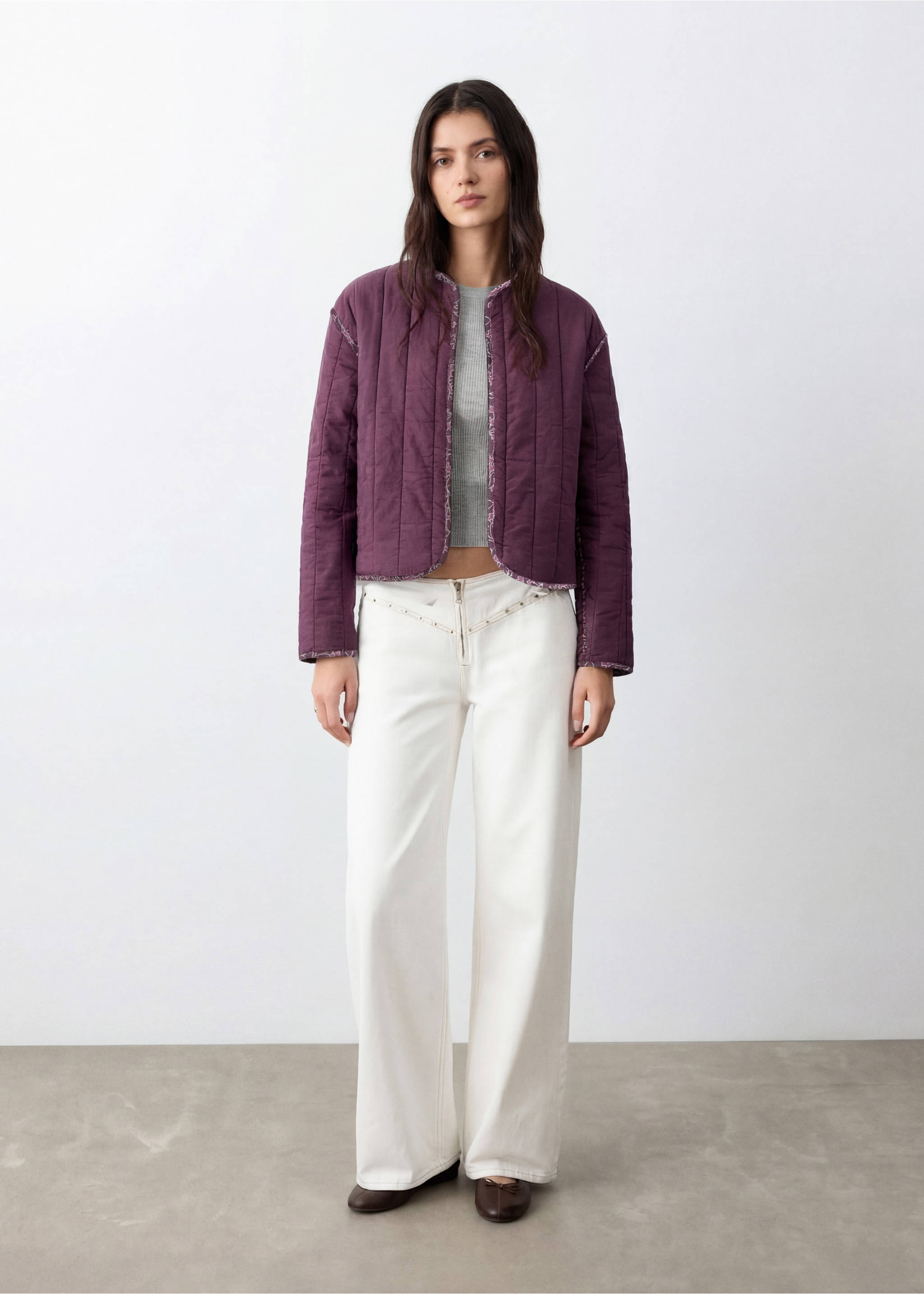 Reversible printed quilted jacket - Details of the article 4, Purple. Ref: 27075155-00.