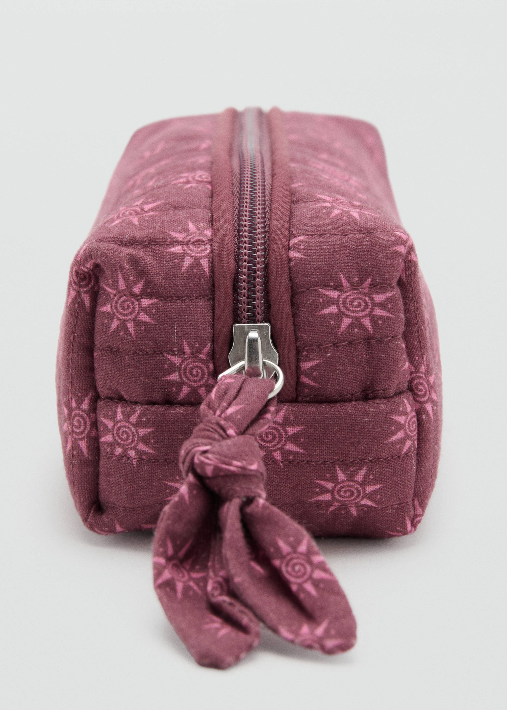 Printed pencil case - Details of the article 1, Maroon. Ref: 27075813-00.
