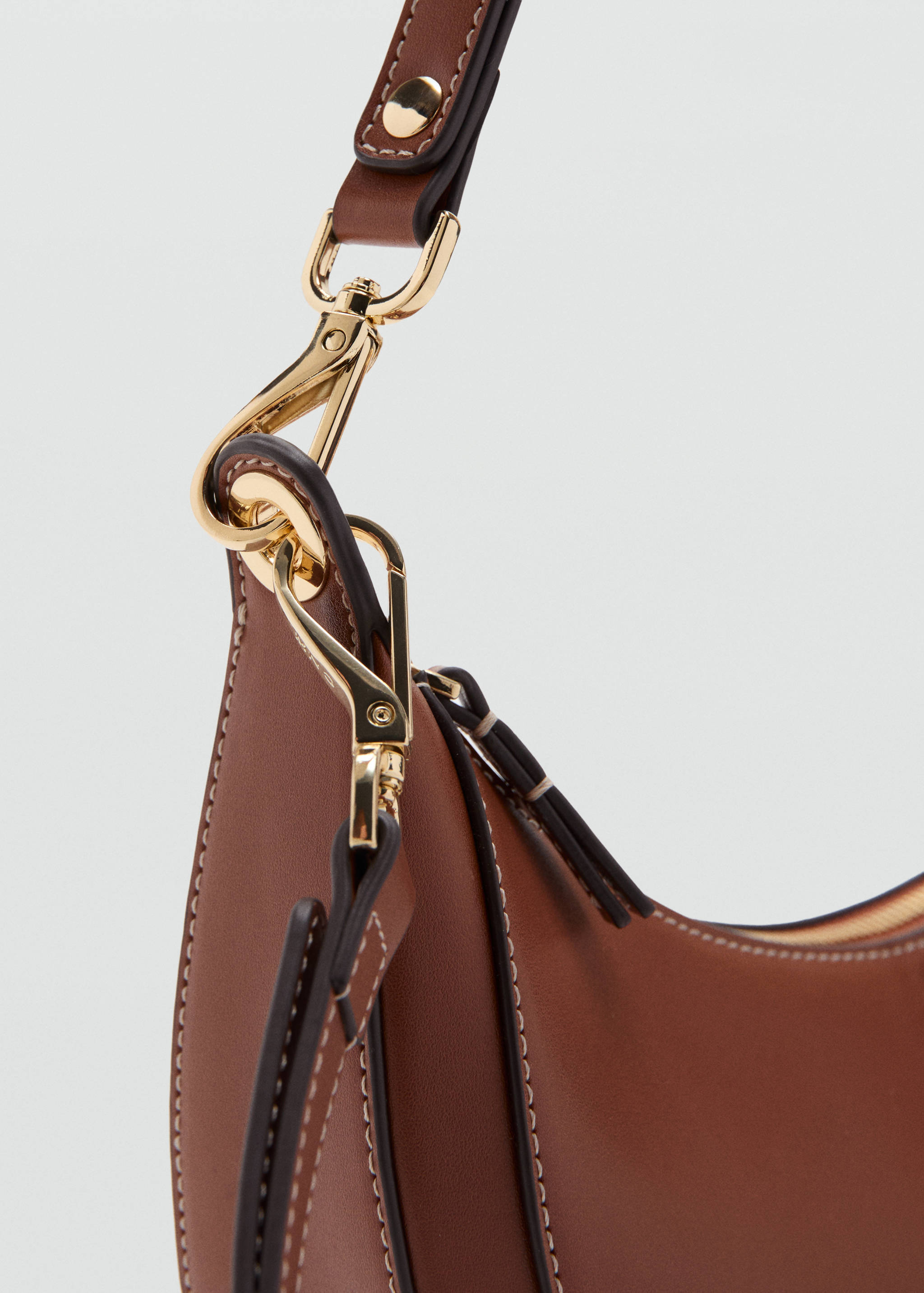 Oval shoulder bag - Details of the article 1