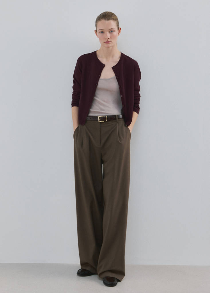 Fine-knit straight-fit cardigan — Wine