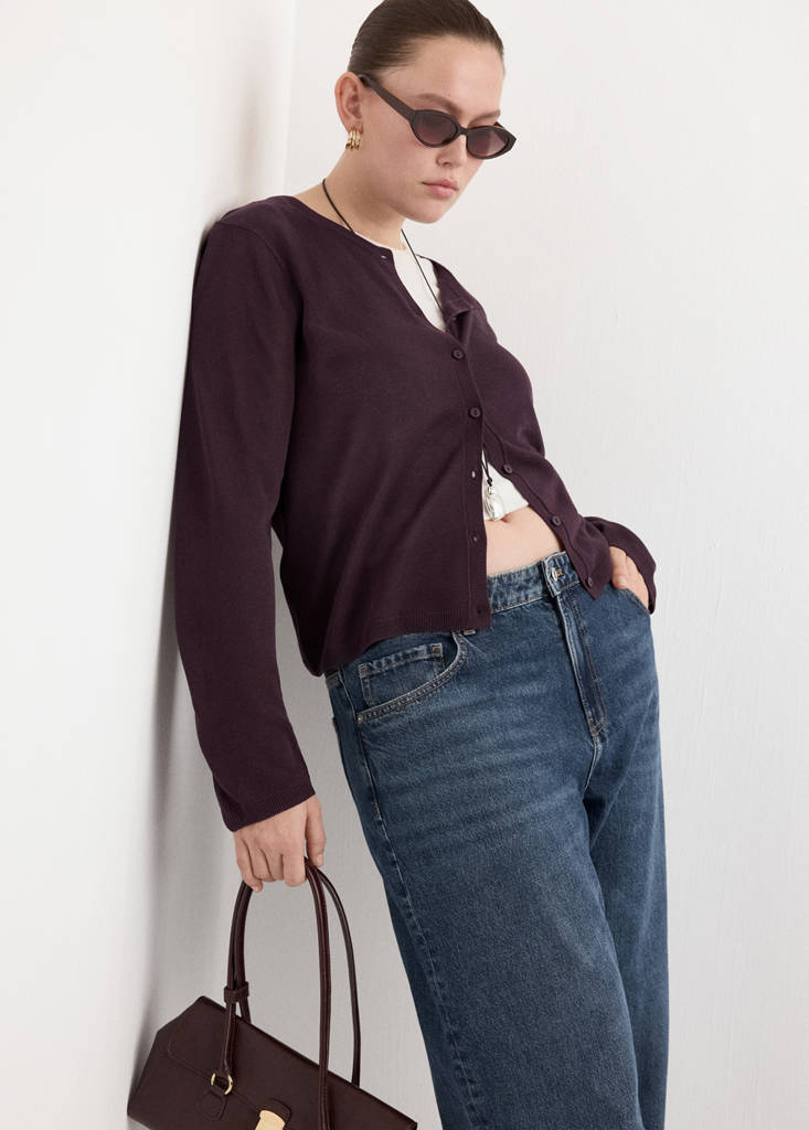 Fine-knit straight-fit cardigan — Wine