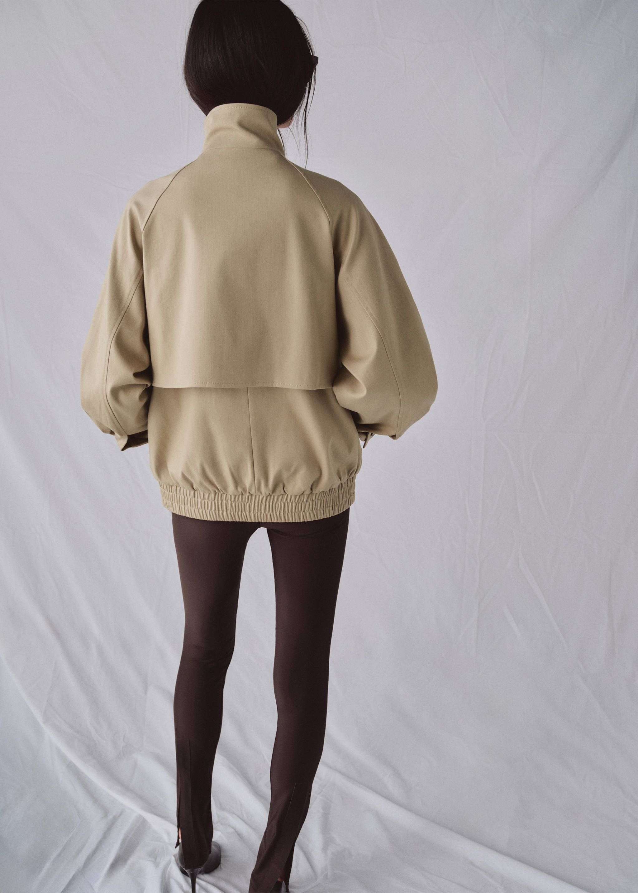 Cotton jacket with pockets - Reverse of the article