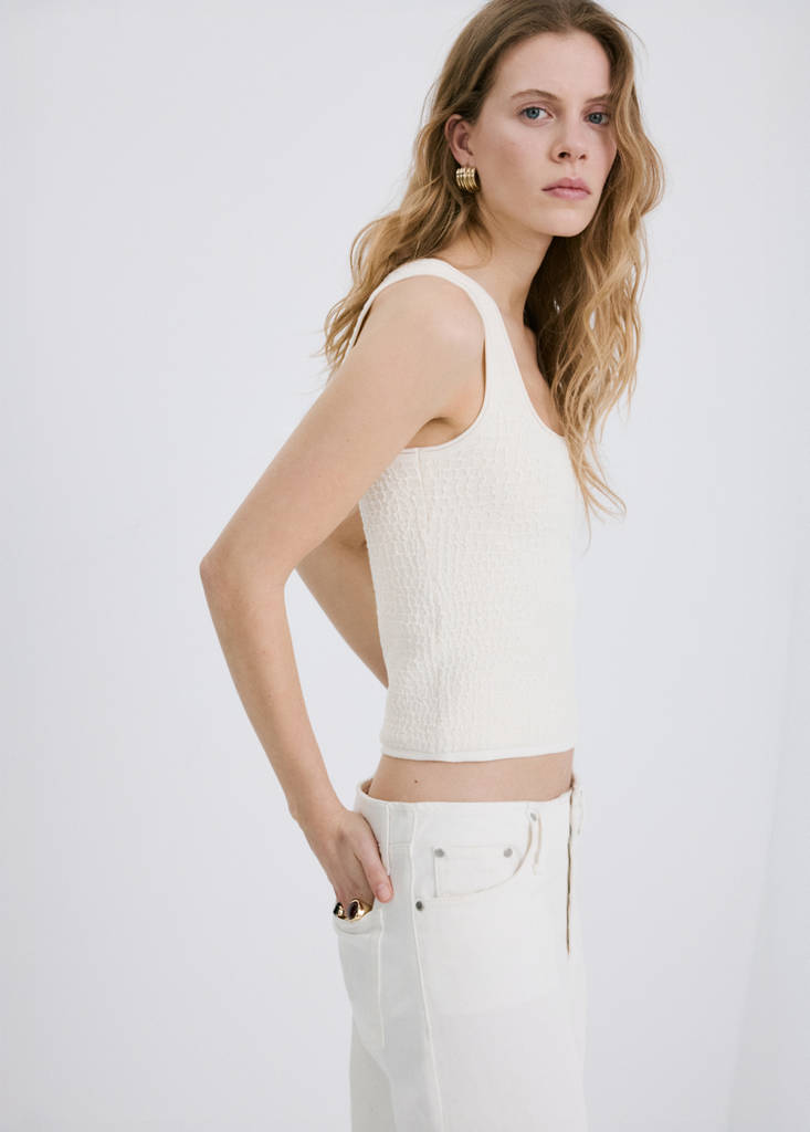 Textured knit top — Ecru
