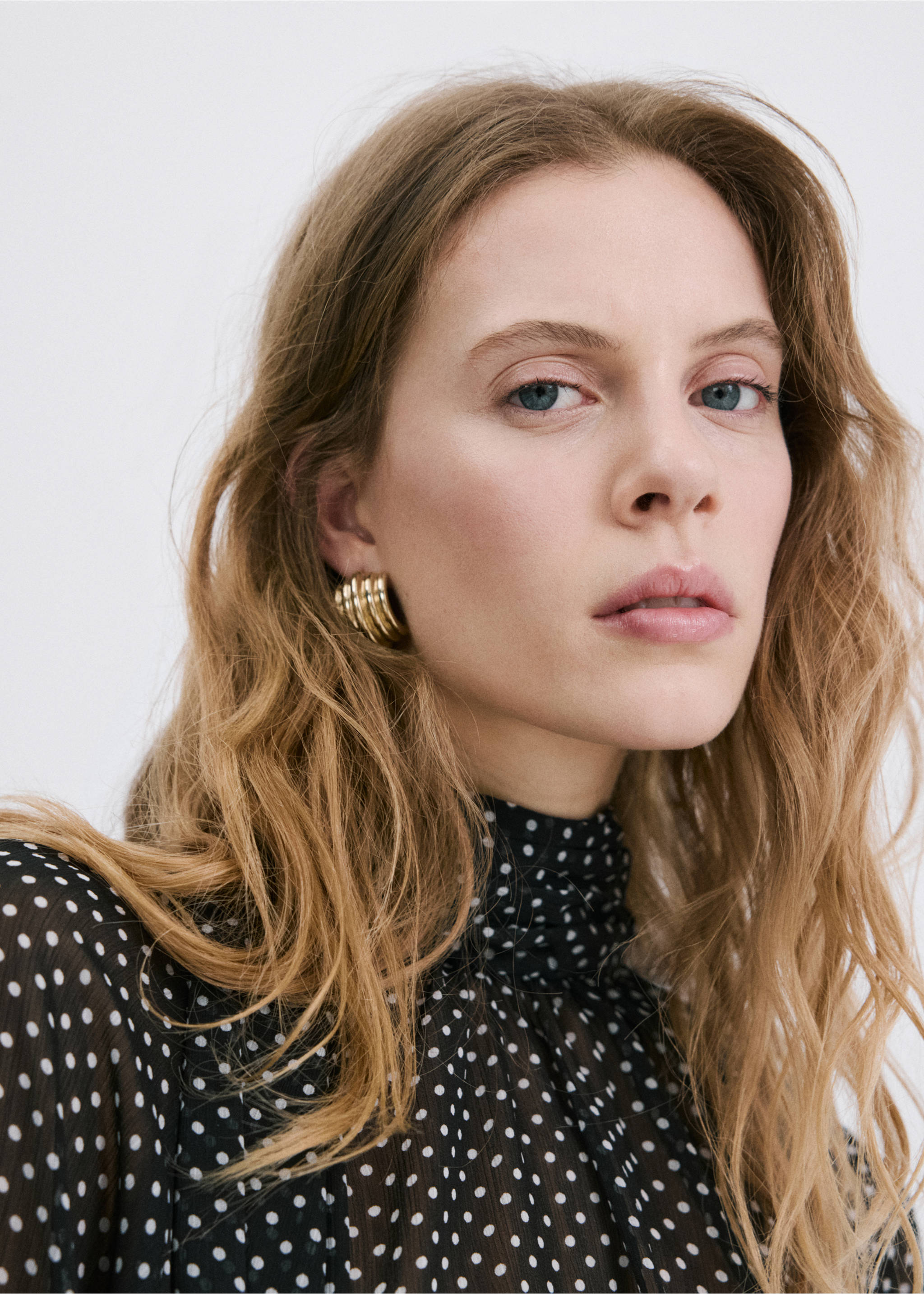 Polka dot high-neck blouse - Details of the article 1, Black. Ref: 27075827-01.