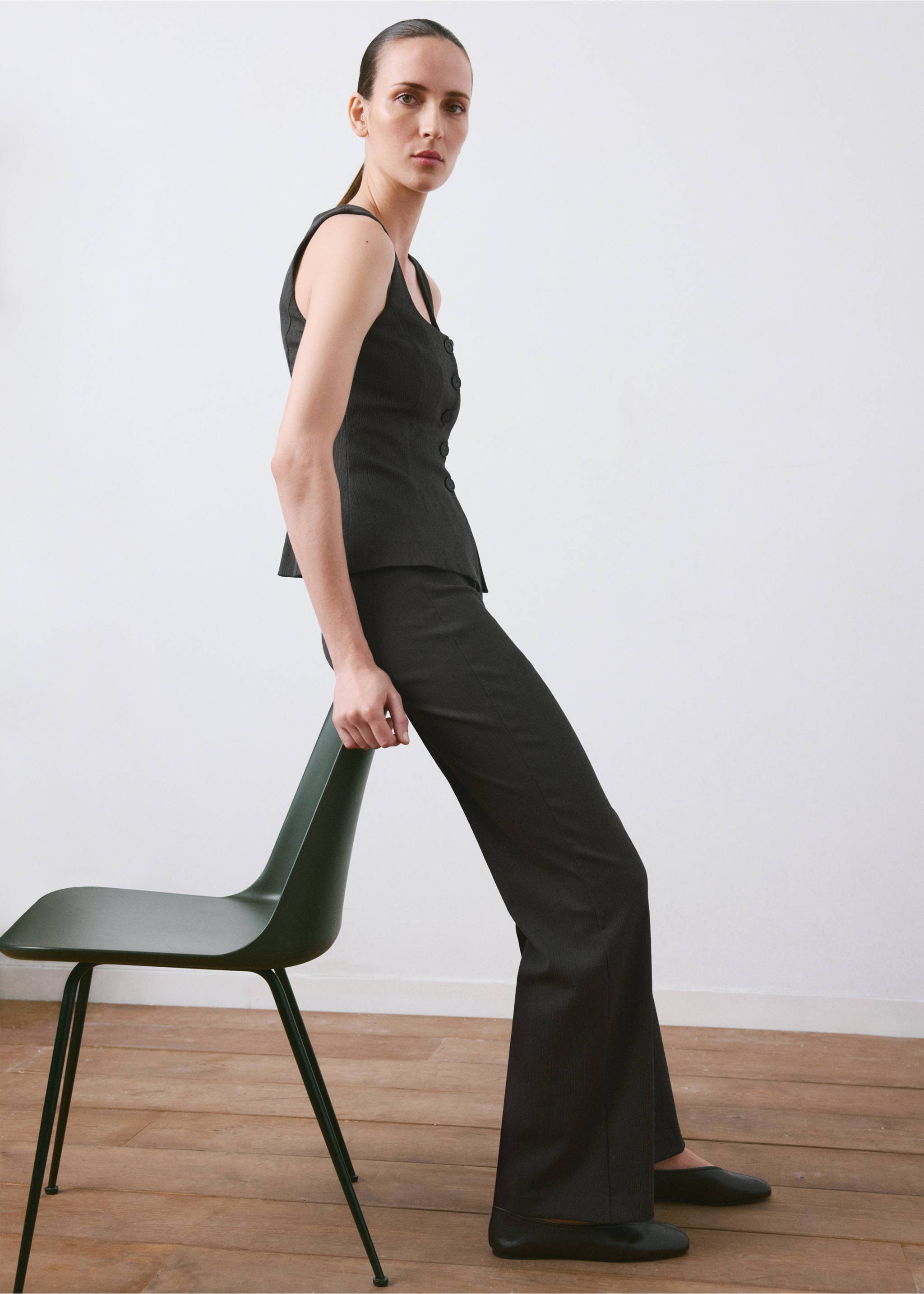 Peplumväst med knappar - Bild av mittparti, Grå. Ref: 27075833-00.