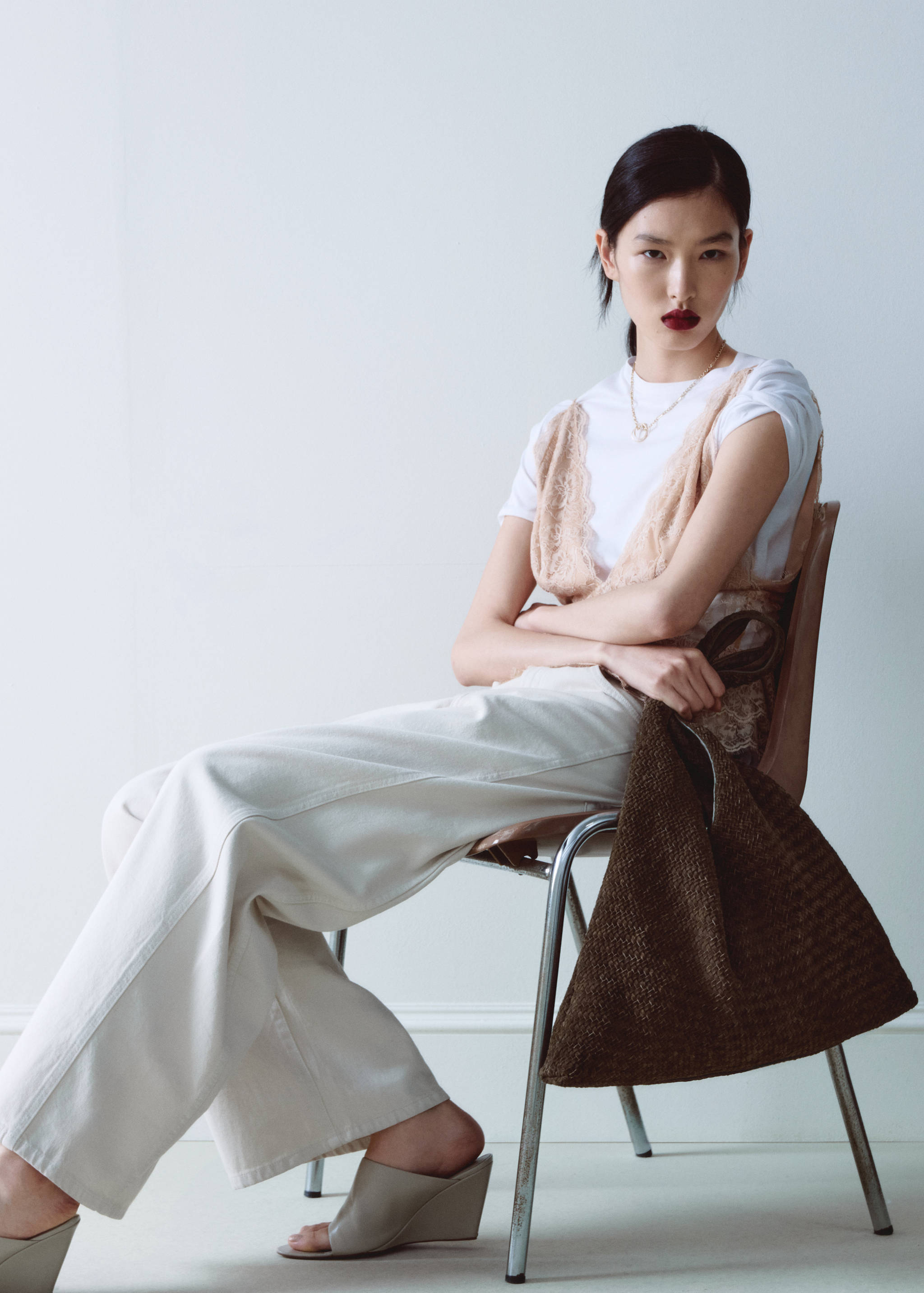 Braided leather shoulder bag - General plane