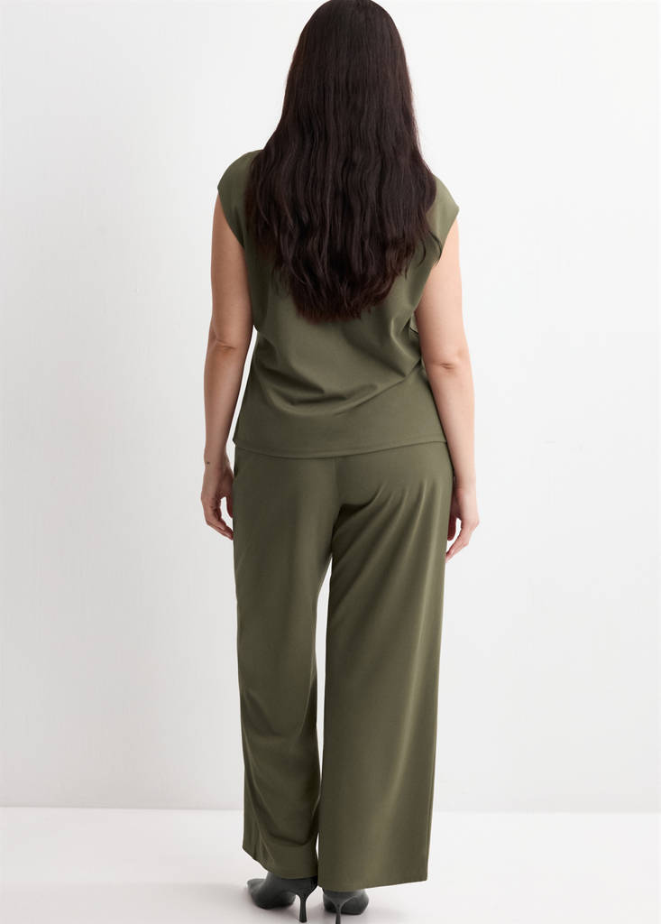 Straight-fit trousers with elastic waist — Khaki