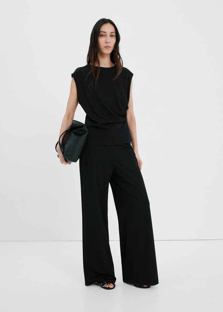 Straight-fit trousers with elastic waist — Black