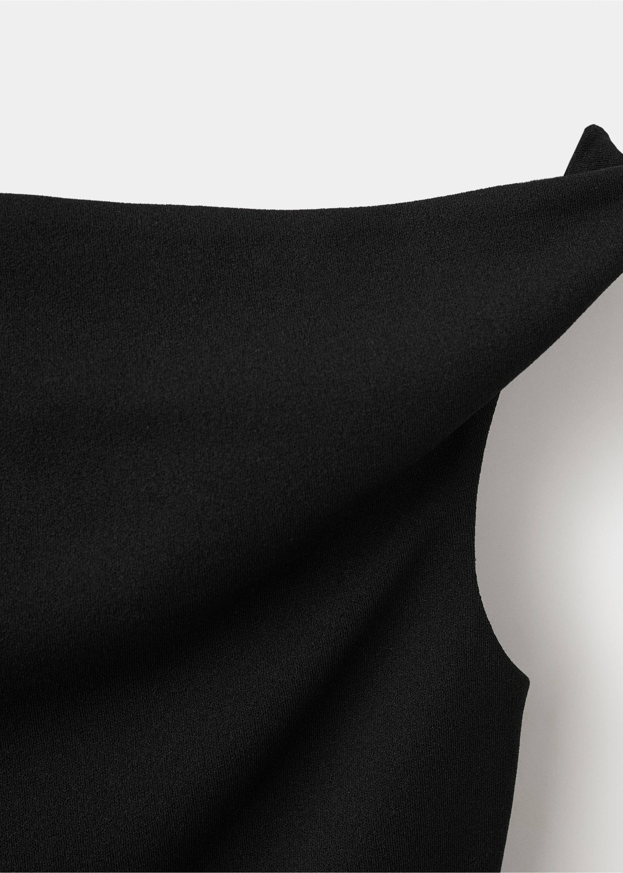 Asymmetrical fitted top - Details of the article 0, Black. Ref: 27075841-00.