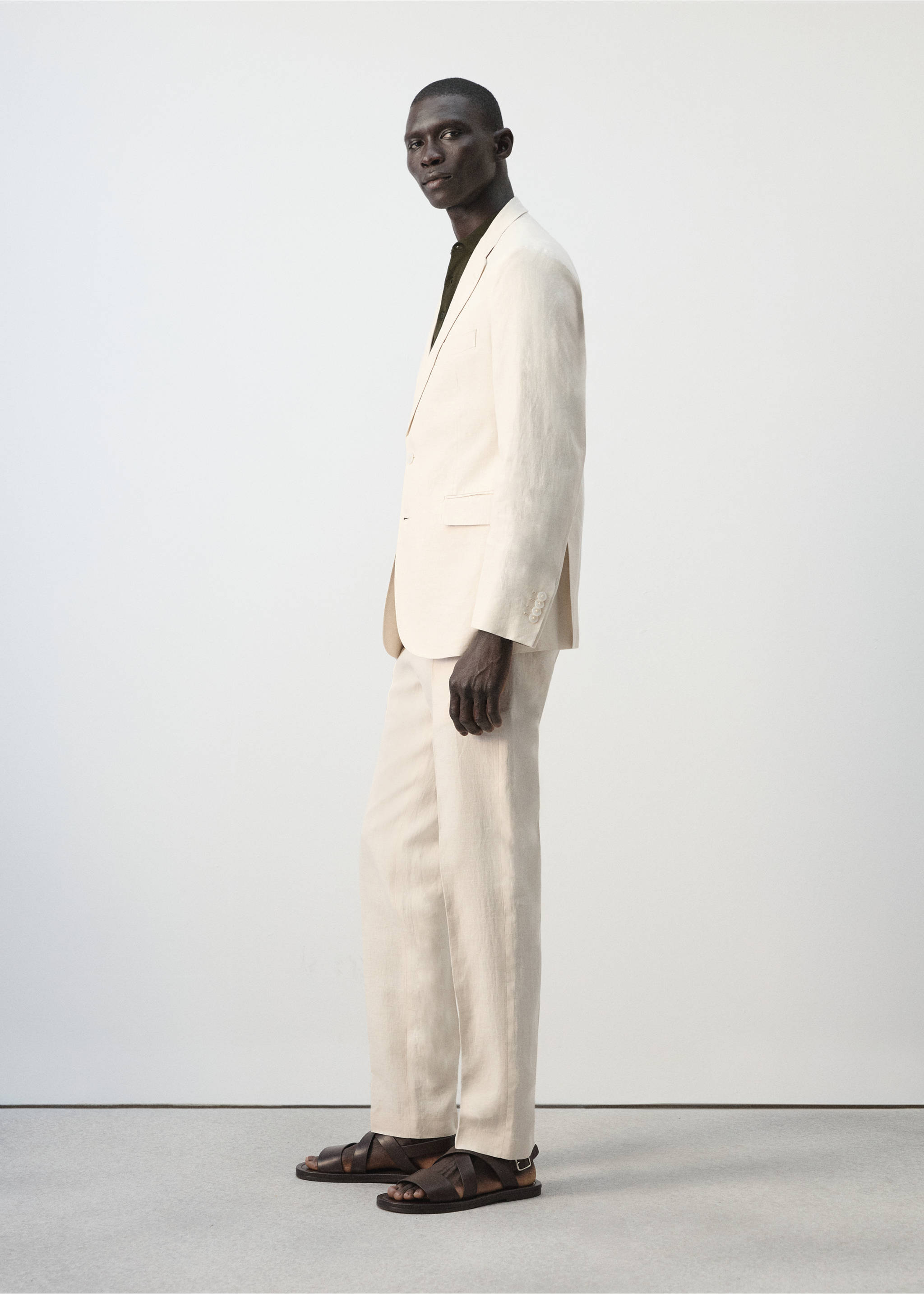 Blazer de fato Amalfi d e100% linho slim fit - Pormenor do artigo 2, Cru. Ref: 27075929-00.