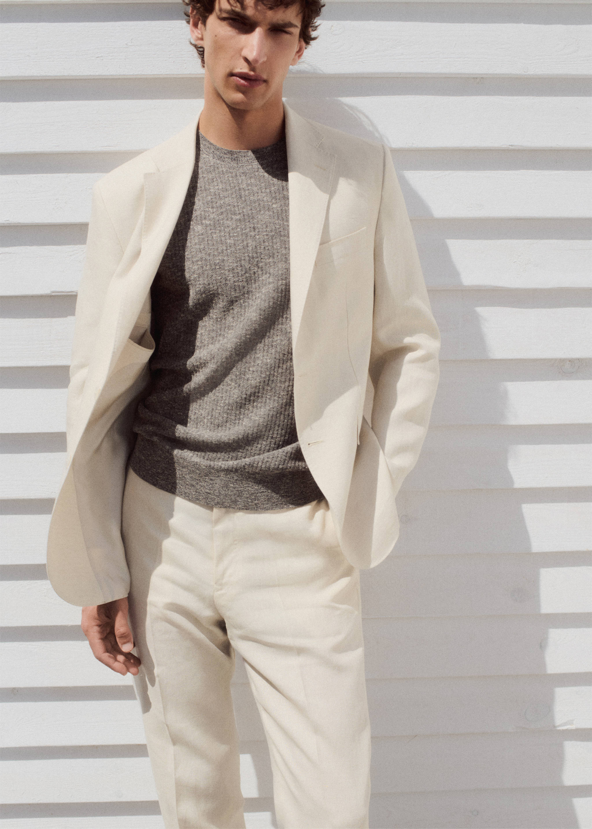 Amalfi 100% linen slim-fit suit jacket - Details of the article 7