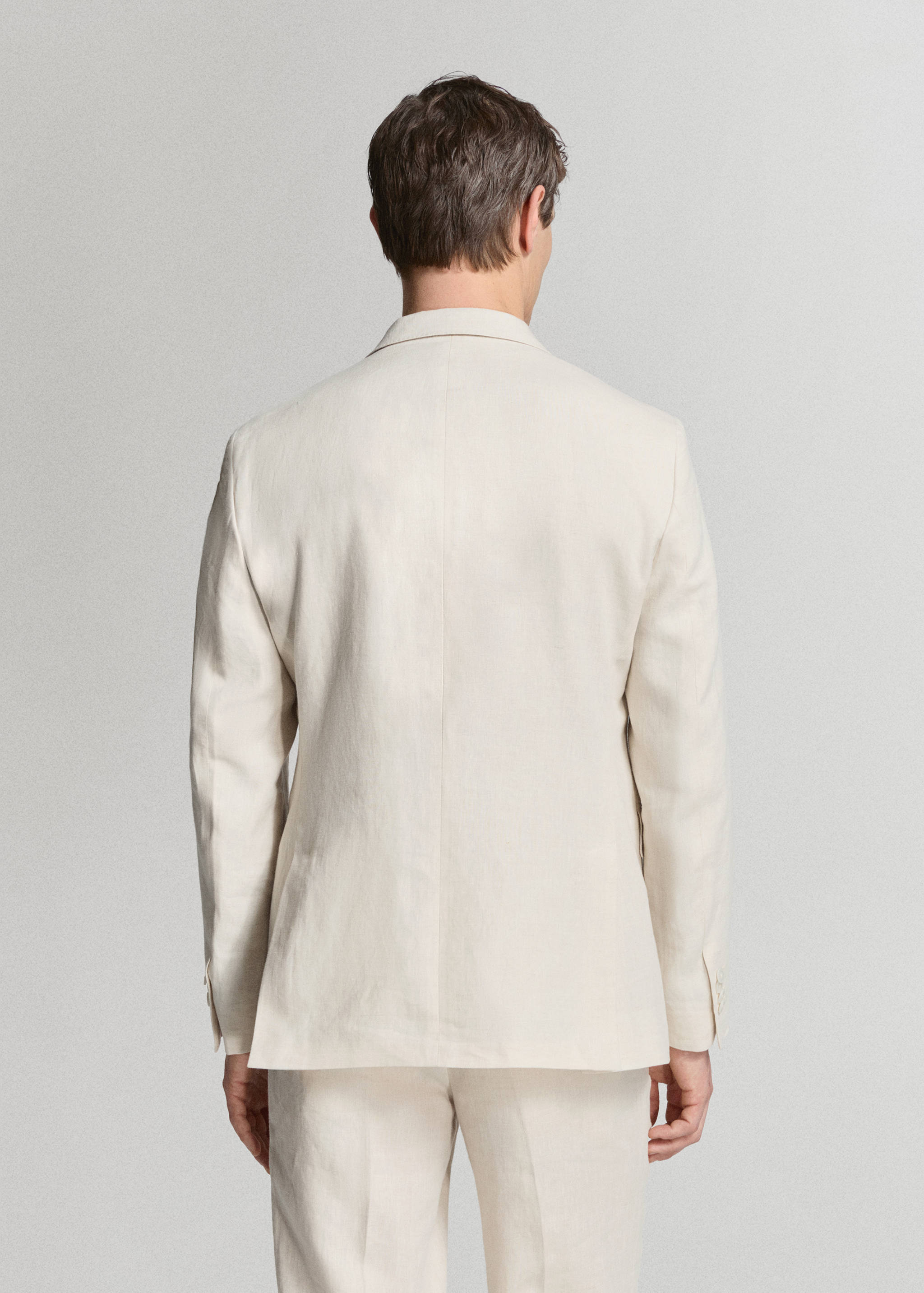 Костюмный пиджак Amalfi slim fit 100% лен - Обратная сторона изделия