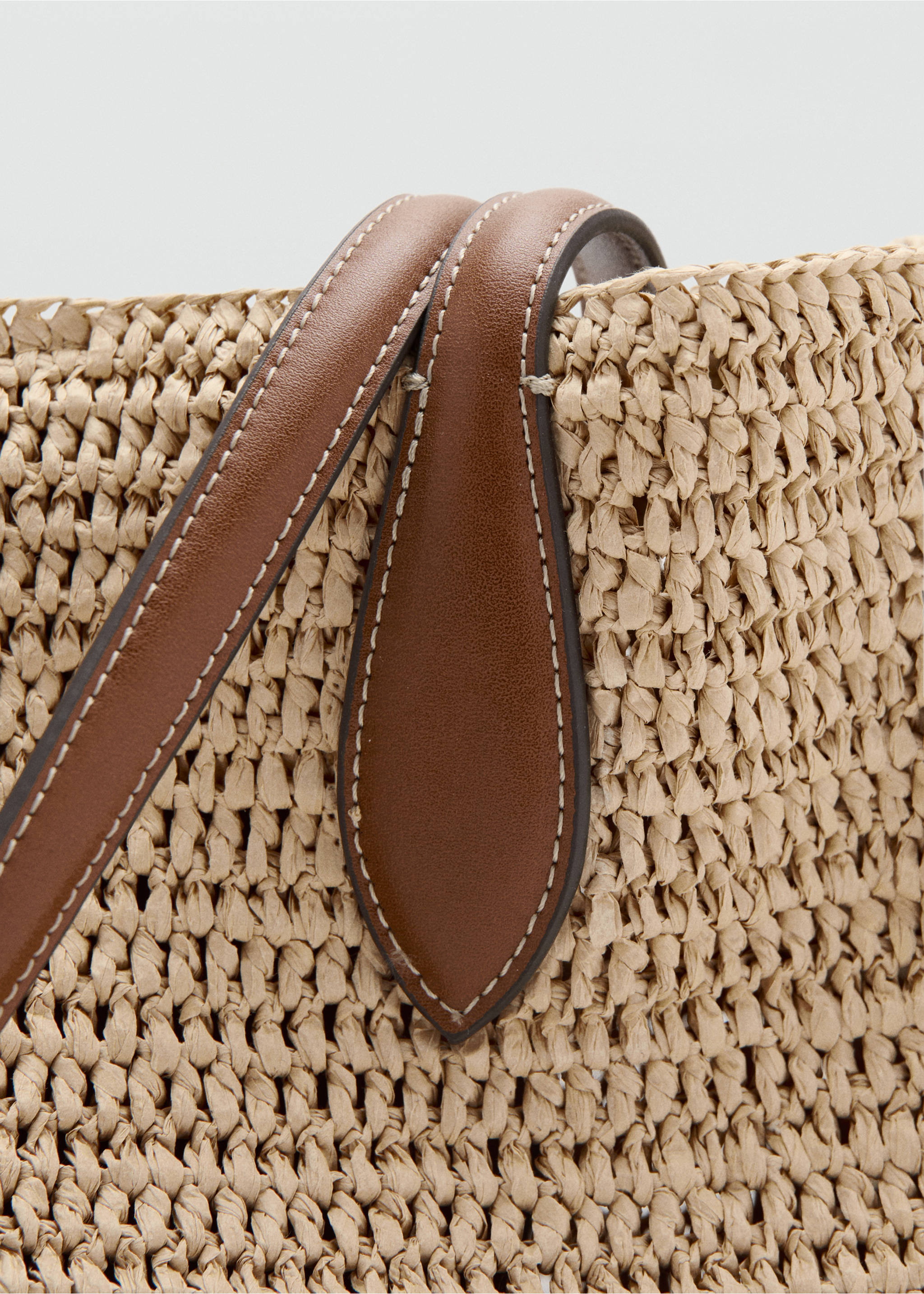 Natural fibre city bag - Details of the article 2, Leather. Ref: 27075936-00.