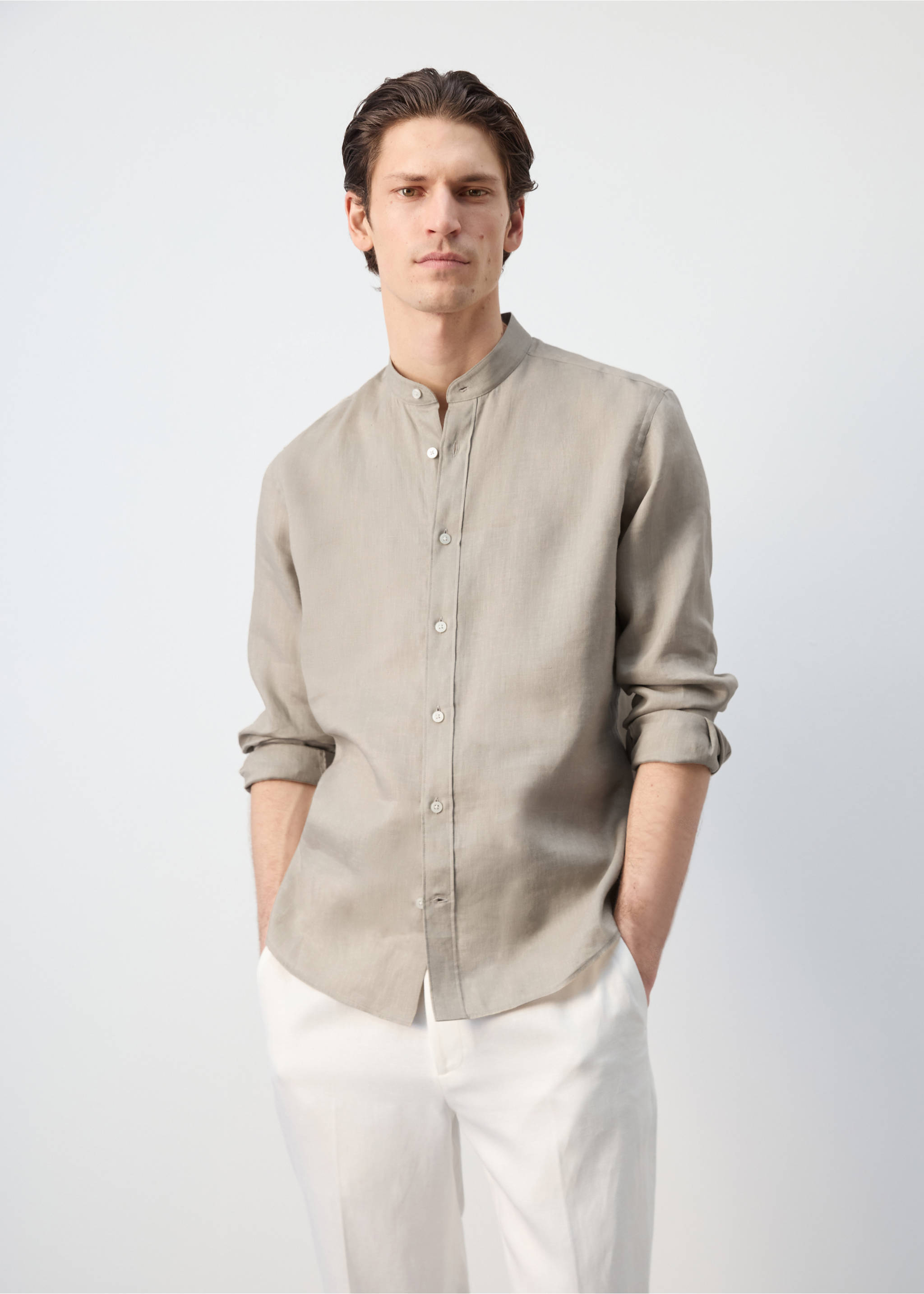 Camisa 100% lino cuello mao - Plano medio, Arena. Ref: 27075937-01.