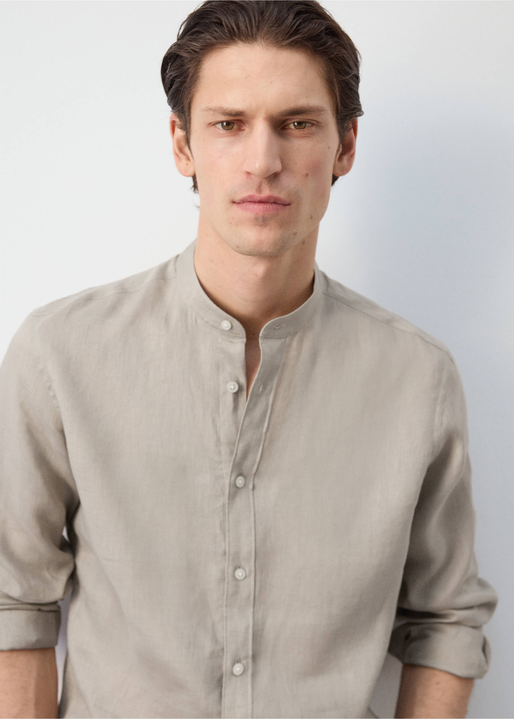 Camisa 100% lino cuello mao - Detalle del artículo 1, Arena. Ref: 27075937-01.
