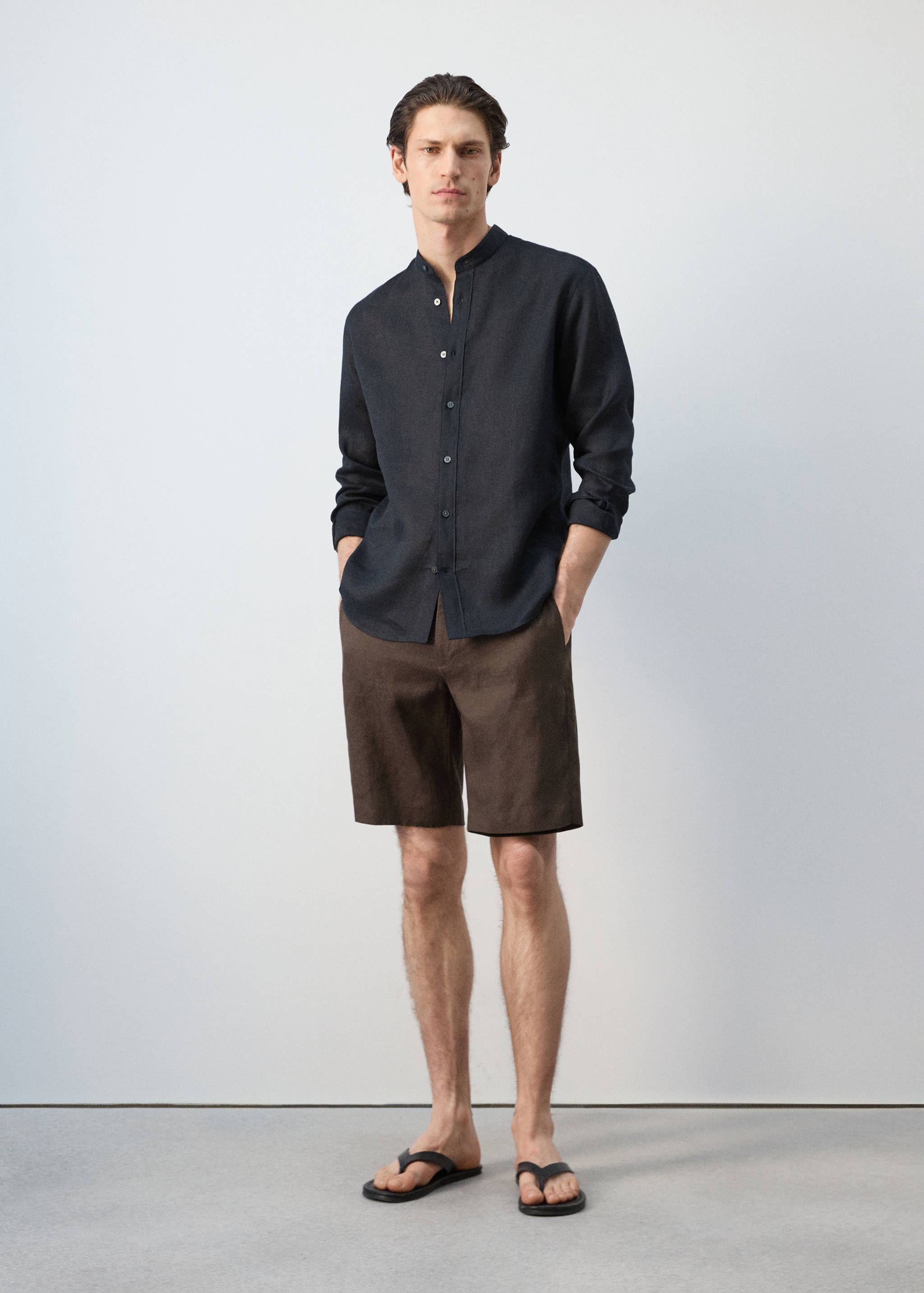 Camisa 100% lino cuello mao - Plano general