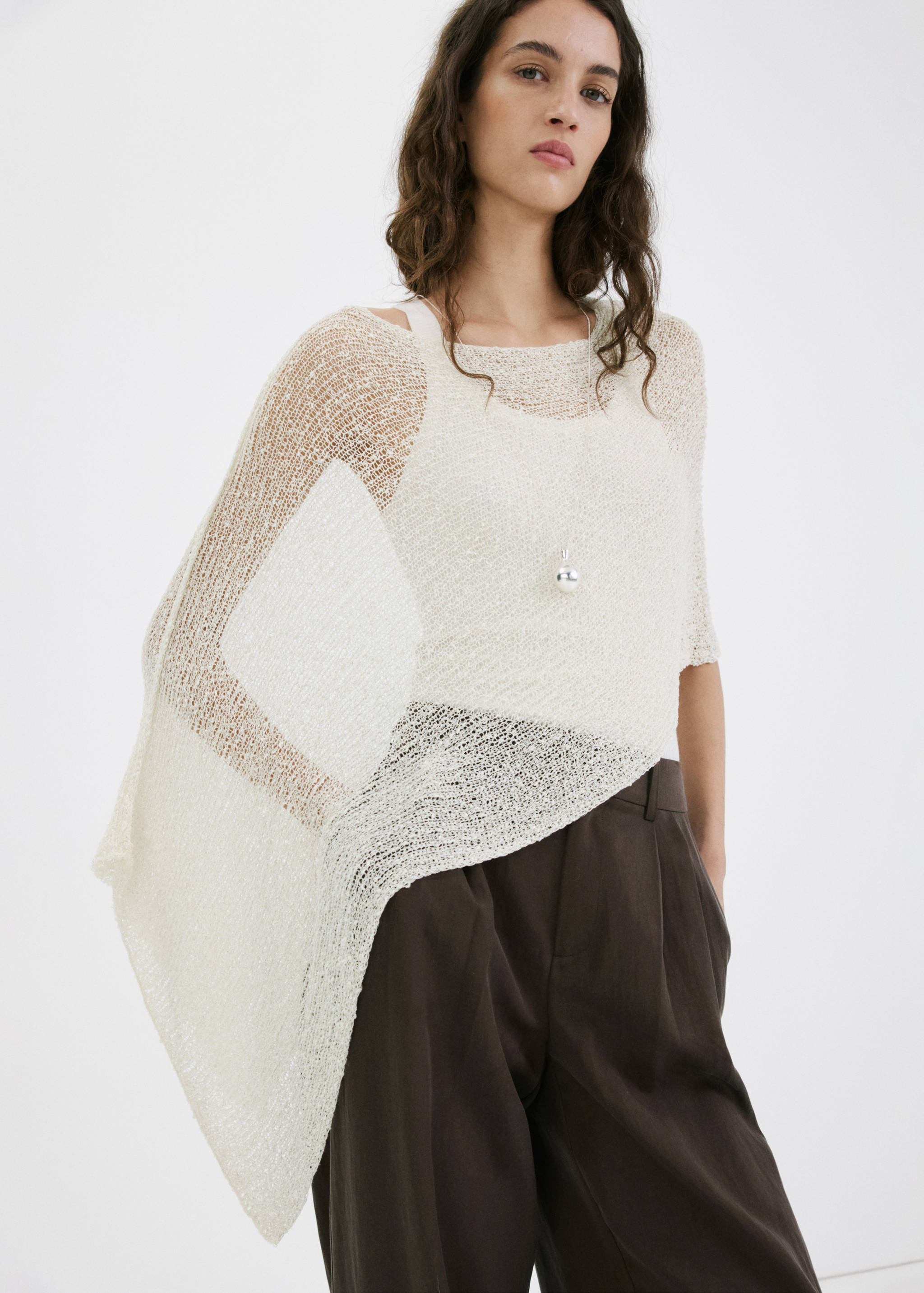 Cape asymétrique en lurex - Plan général