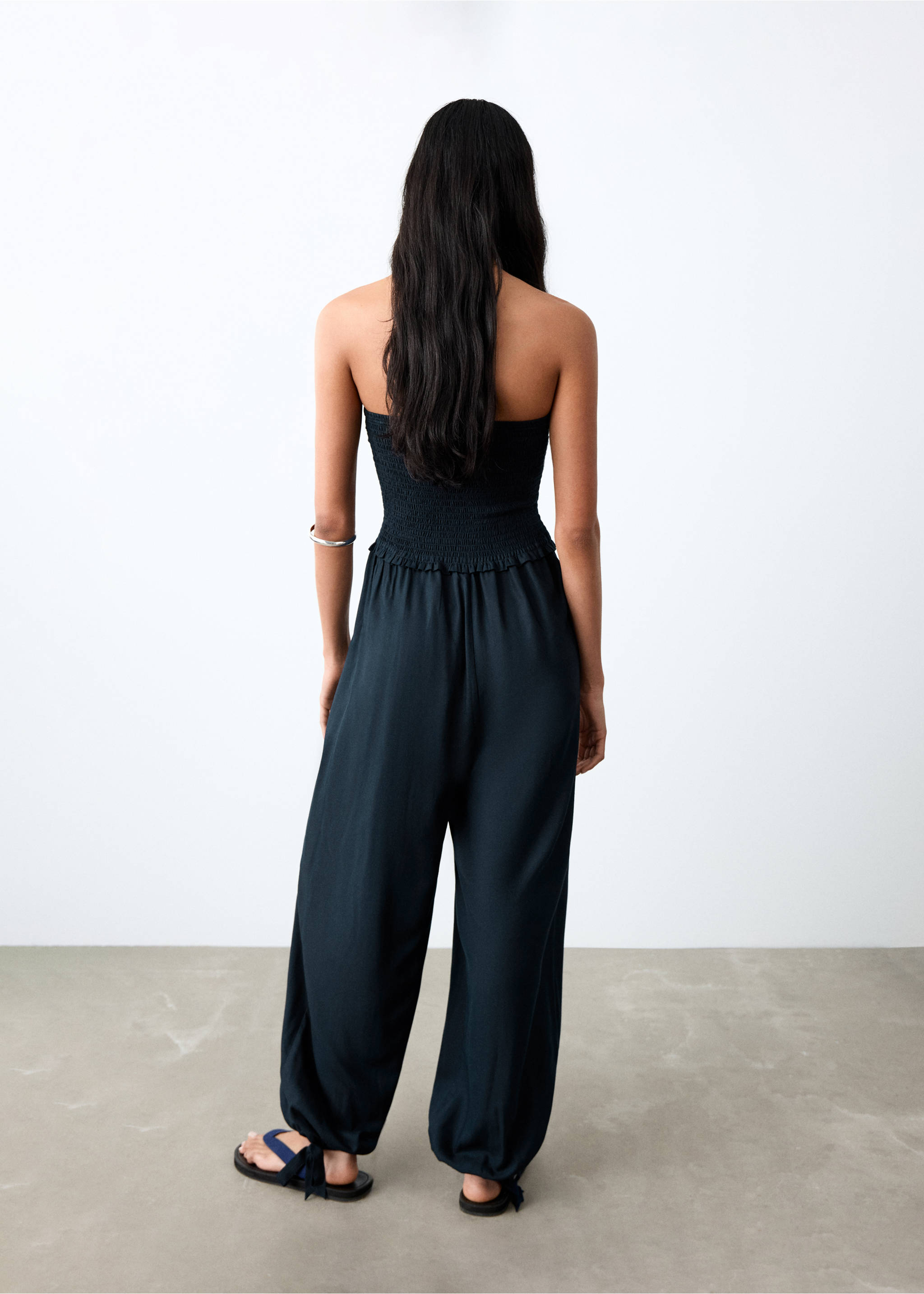Bardot balloon bandeau jumpsuit - Reverse of the article, Navy. Ref: 27075956-00.