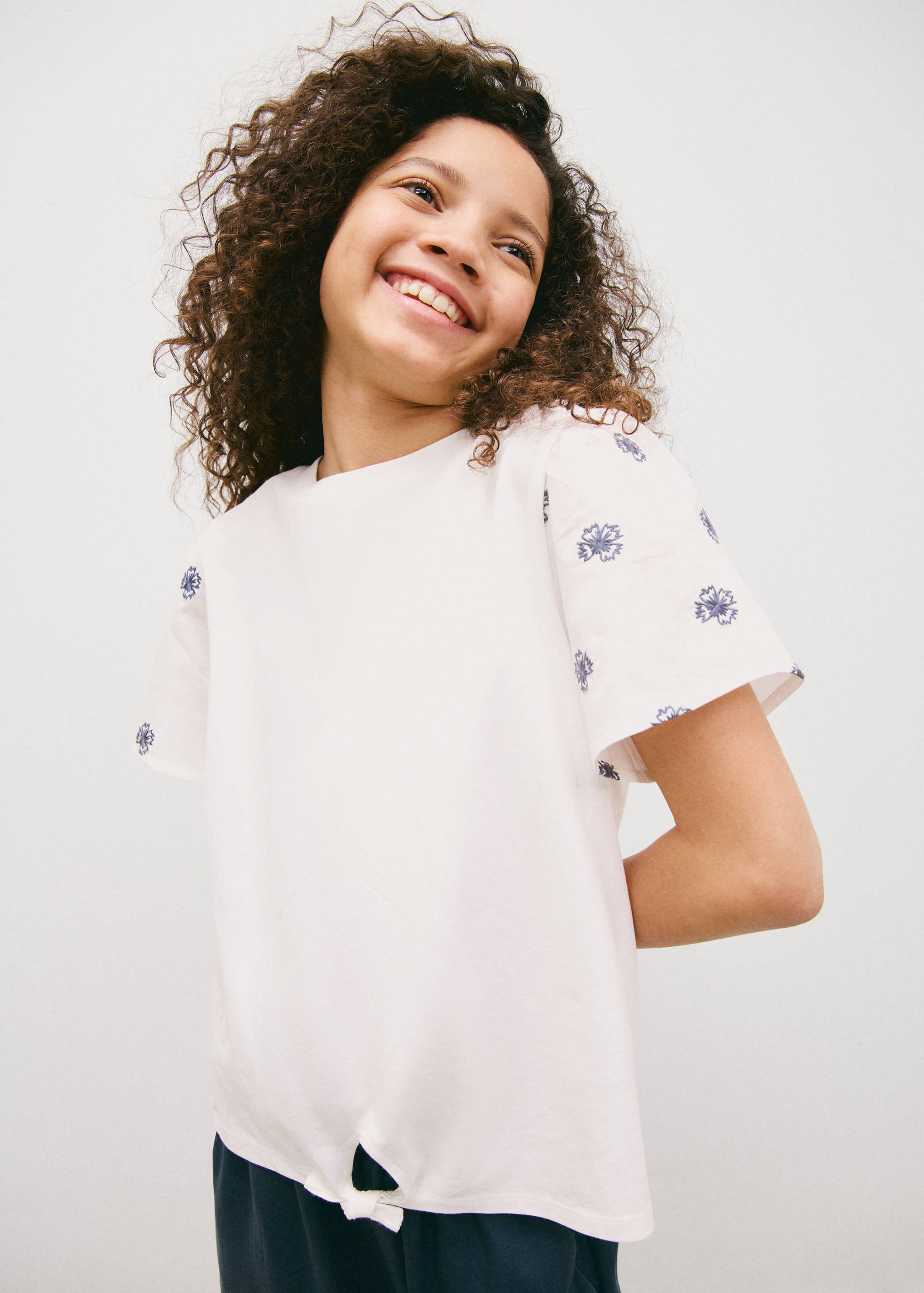 Embroidered cotton shirt - Details of the article 1