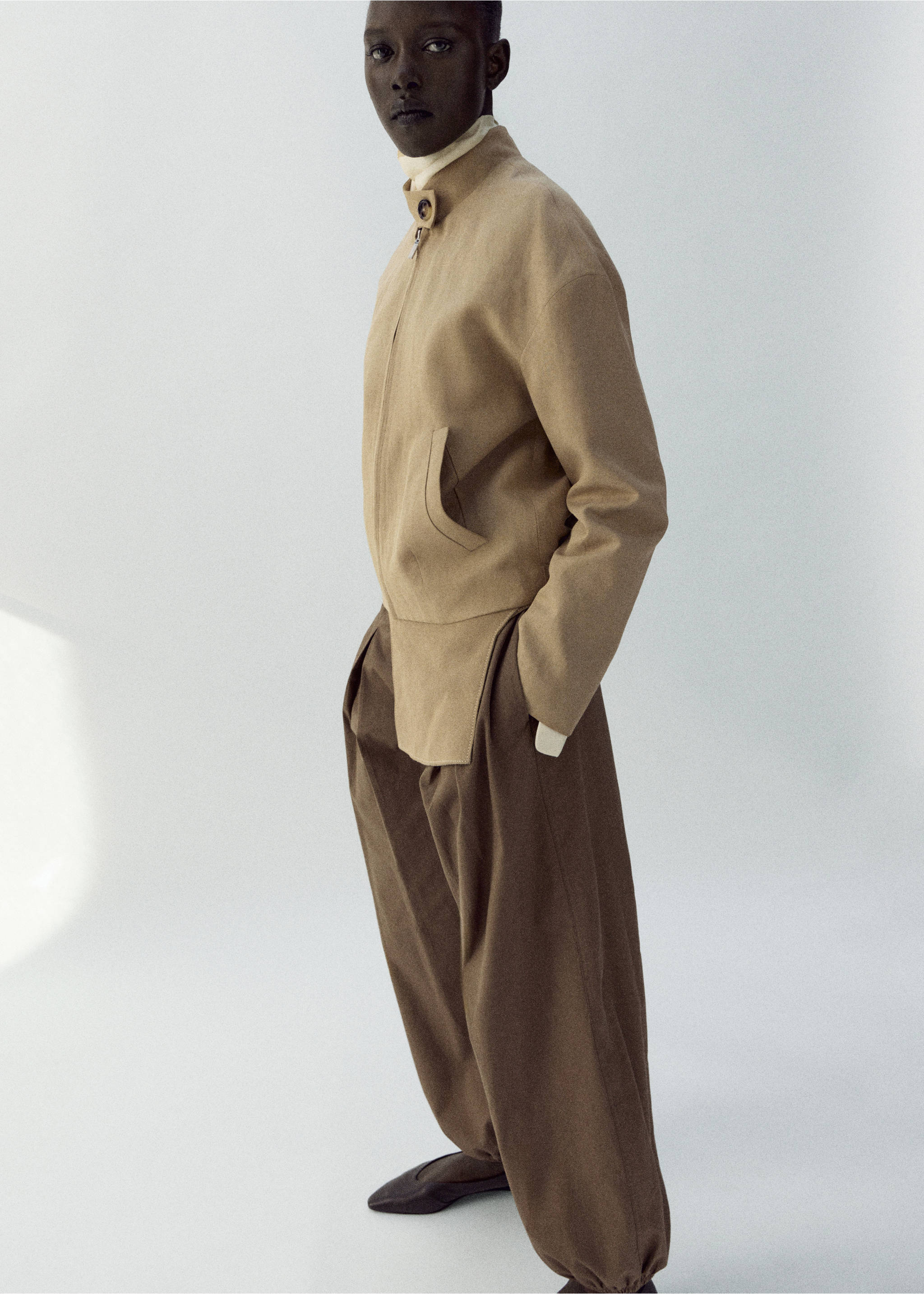 Linen jacket with stand collar - General plane, Beige. Ref: 27075962-01.