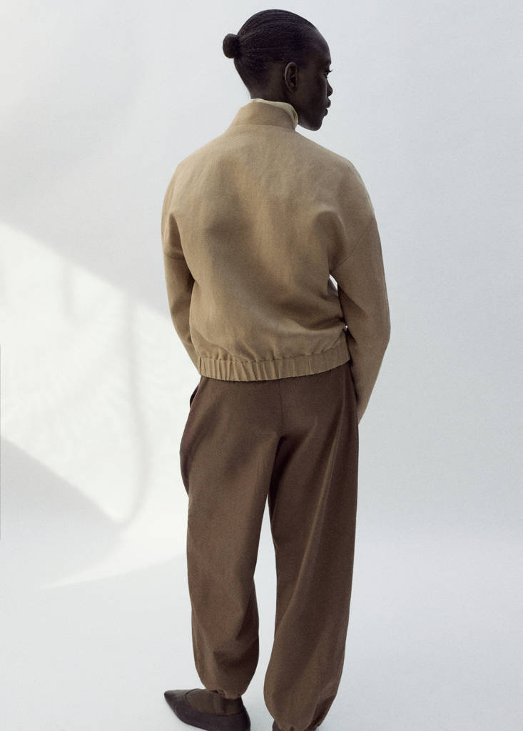 Linen jacket with stand collar — Beige