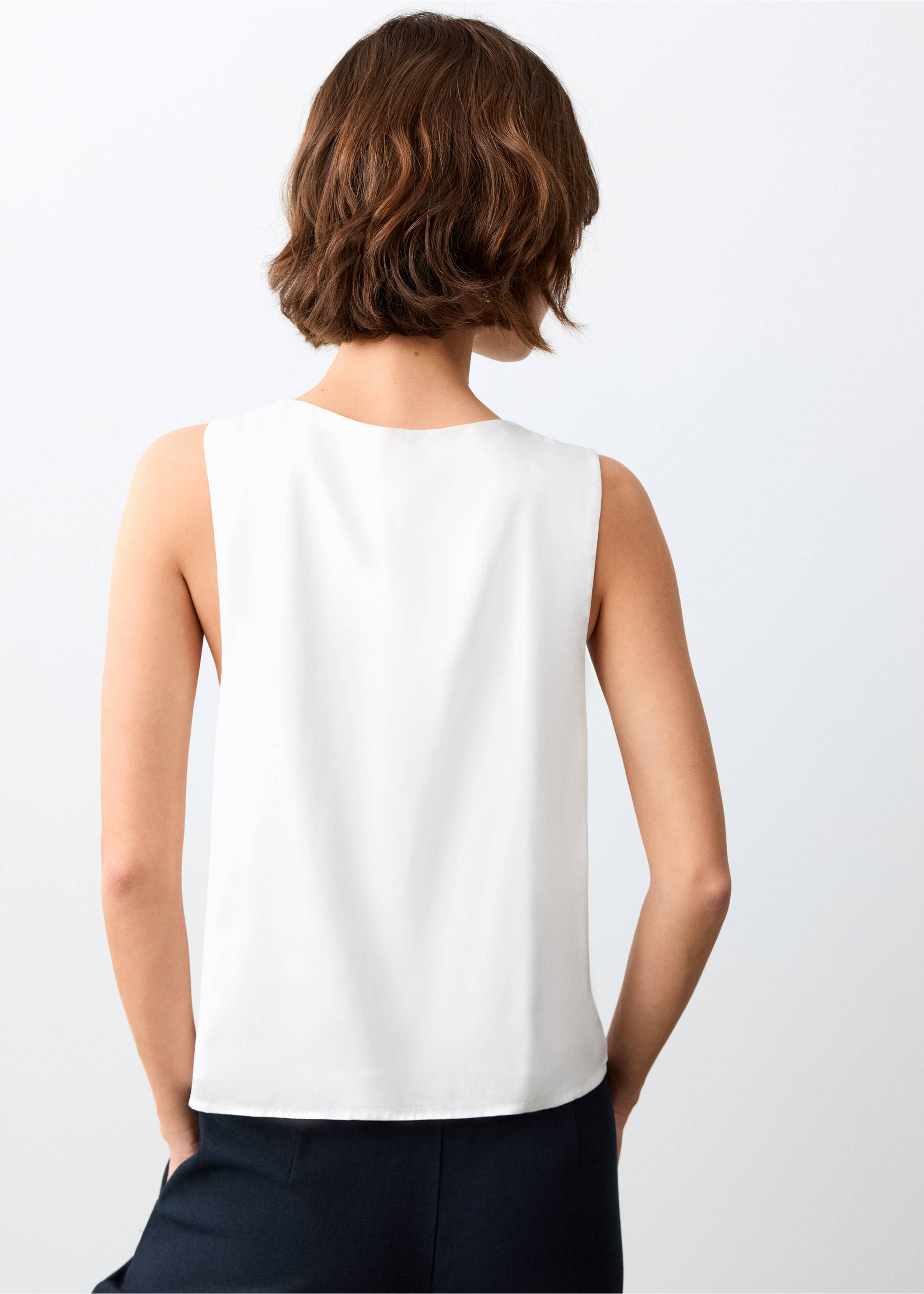 Top fluide croisé - Verso de l’article, Blanc cassé. Ref: 27075964-00.