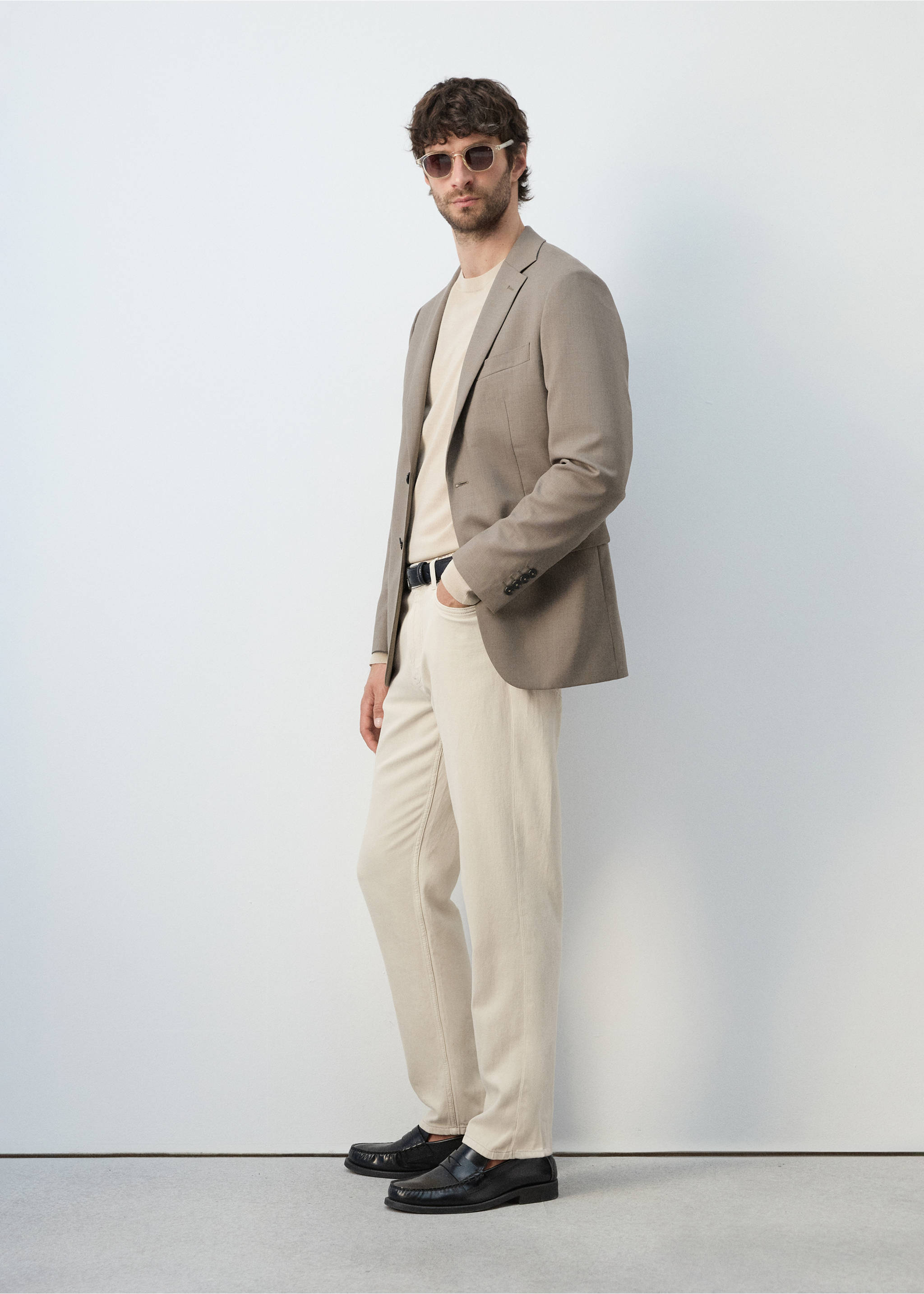 Lori tapered-fit jeans - Reverse of the article, Light/Pastel Grey. Ref: 27075983-02.