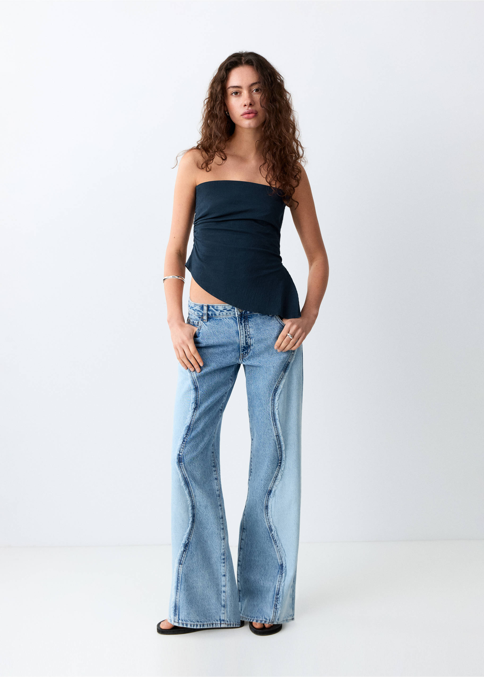 Asymmetrisches schulterfreies Top - Allgemeine Ansicht, Dunkles Marineblau. Ref: 27075984-00.