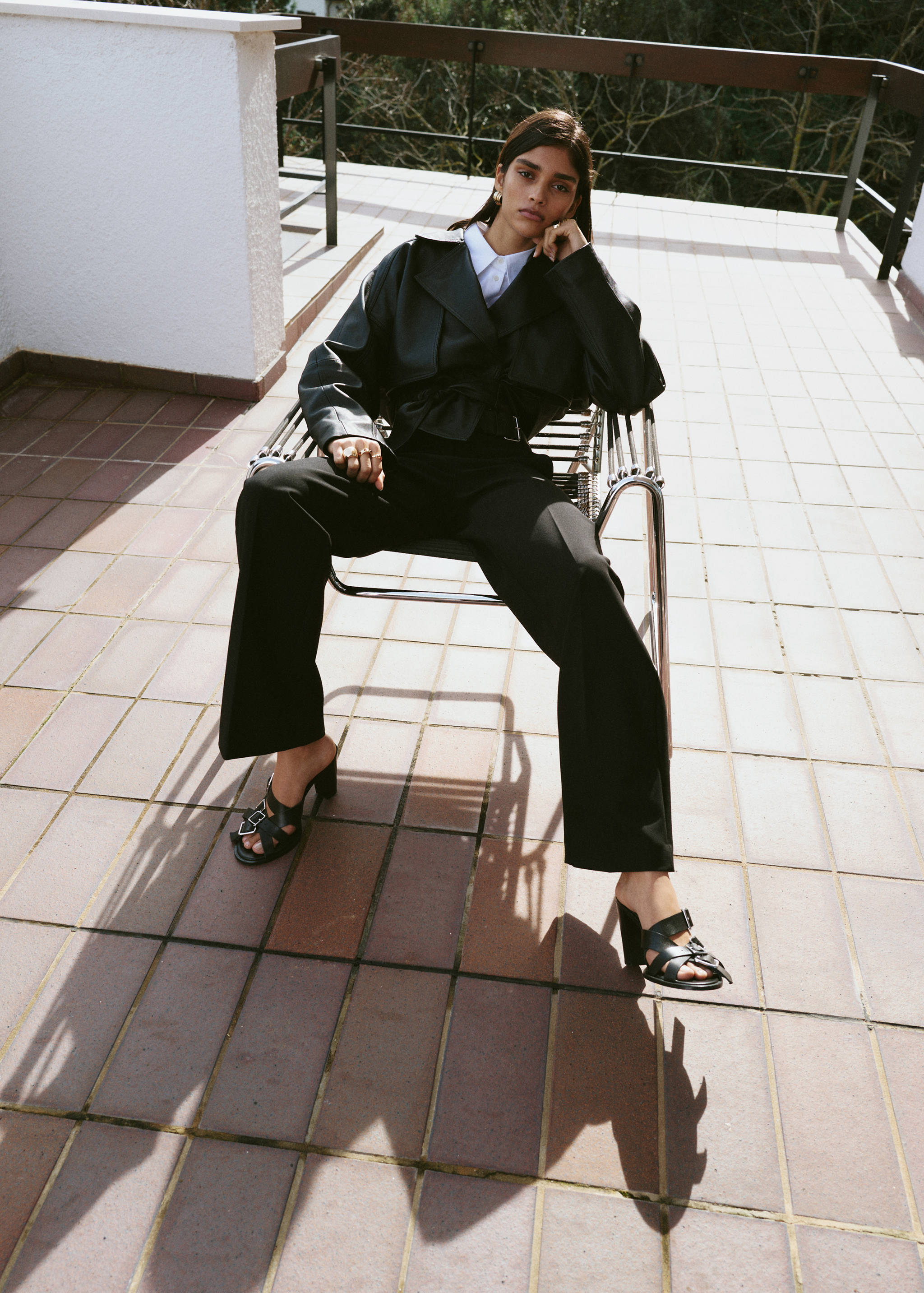 Belt straight-fit trousers - Details of the article 1