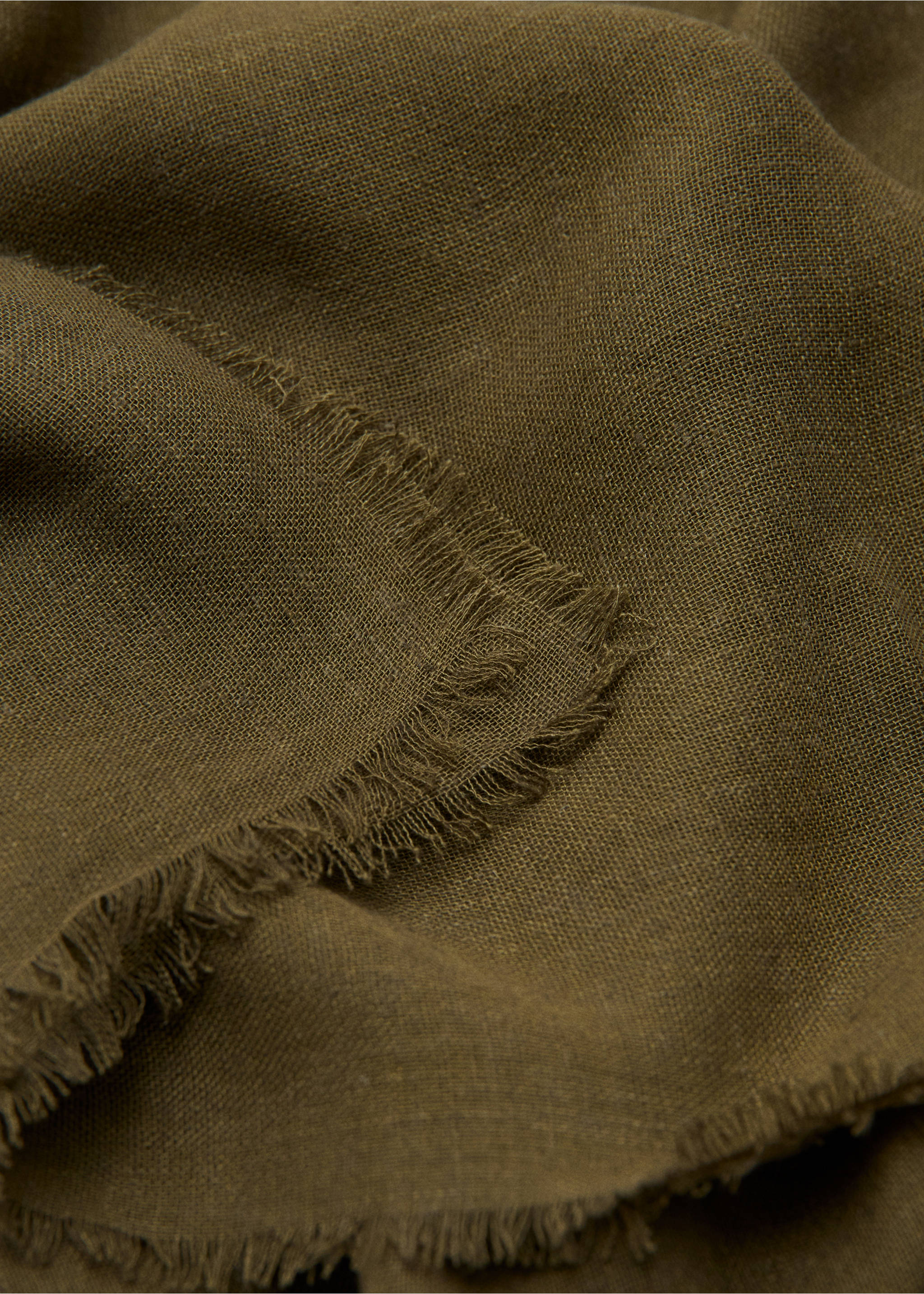 Frayed edge linen scarf - Medium plane, Khaki. Ref: 27076336-00.