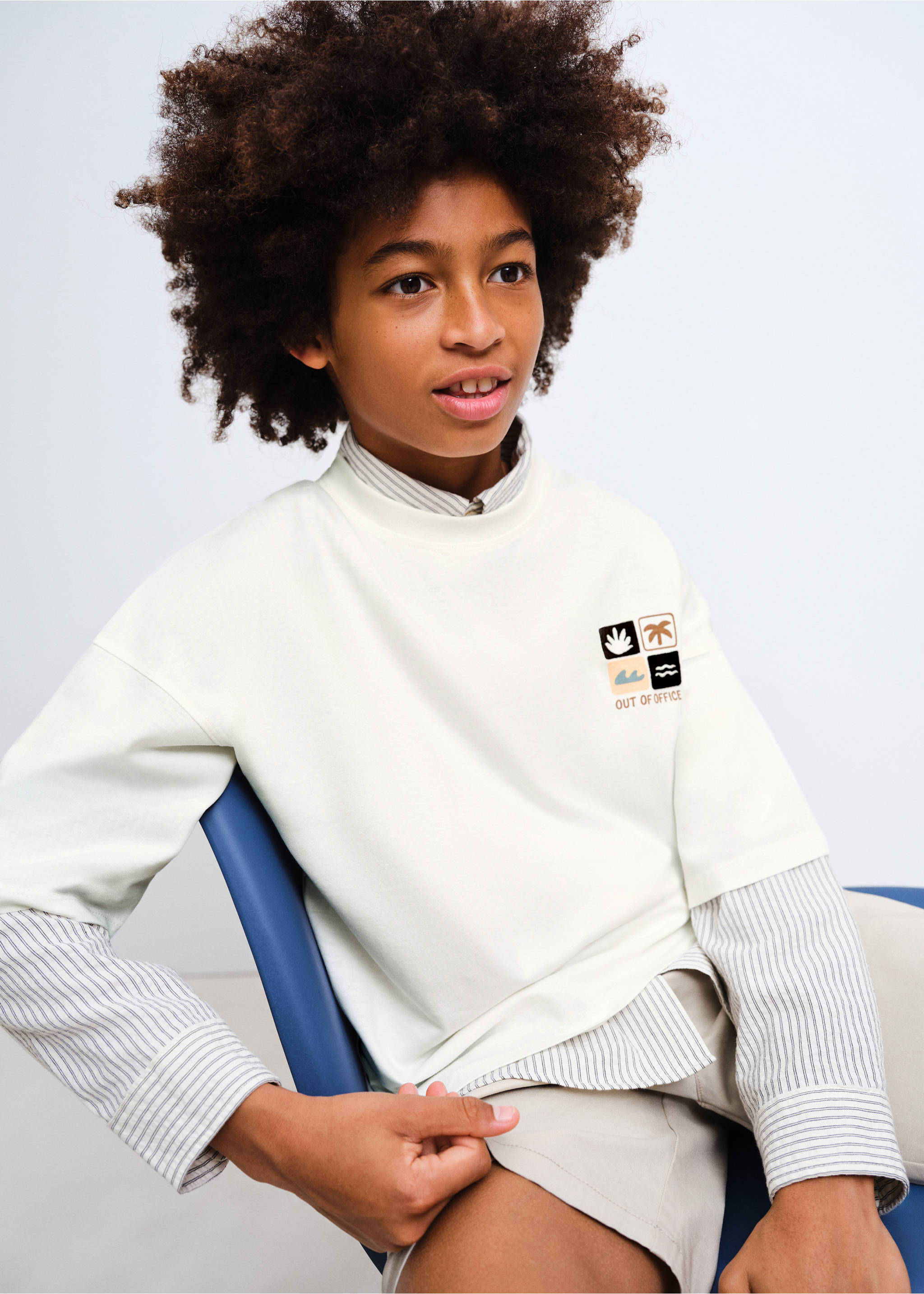 تيشيرت قطن أفرسايز مطبوع - تفاصيل المنتج 1, سكري. Ref: 27076340-00.