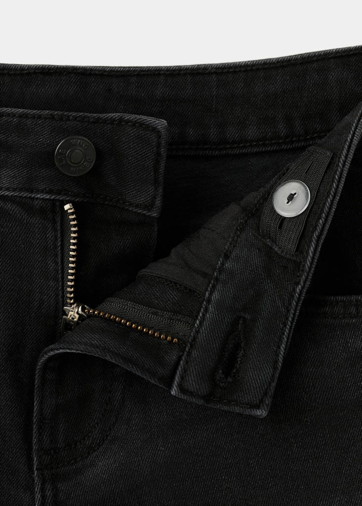 Straight-fit denim bermuda shorts — Black denim