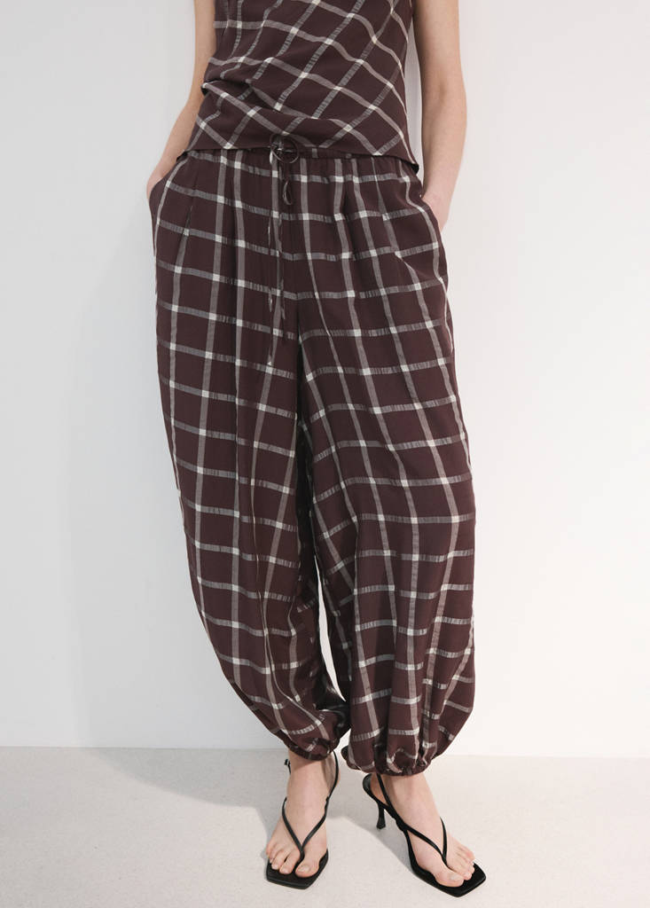 Mid-rise baggy pants
