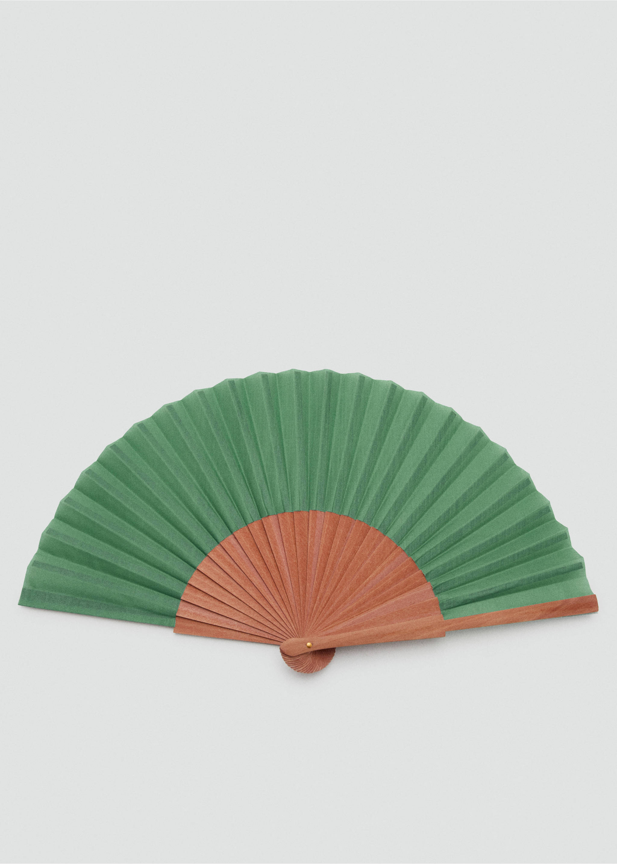 Smooth wooden fan - Article without model, Green. Ref: 27076712-00.